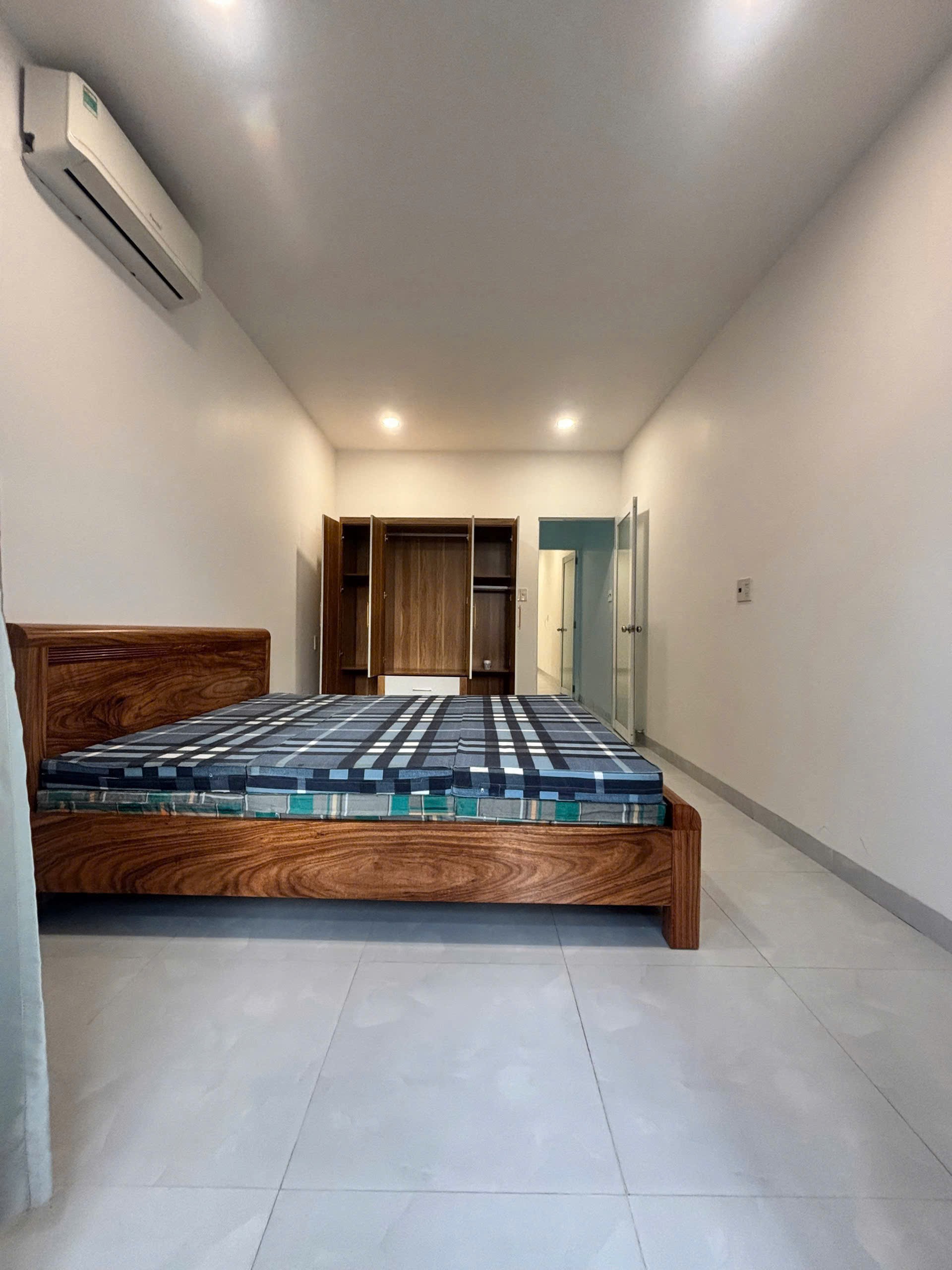 Bán Nhà 2 Tầng Mới Gần Biển Ở Chỉ Hơn 3ty 5