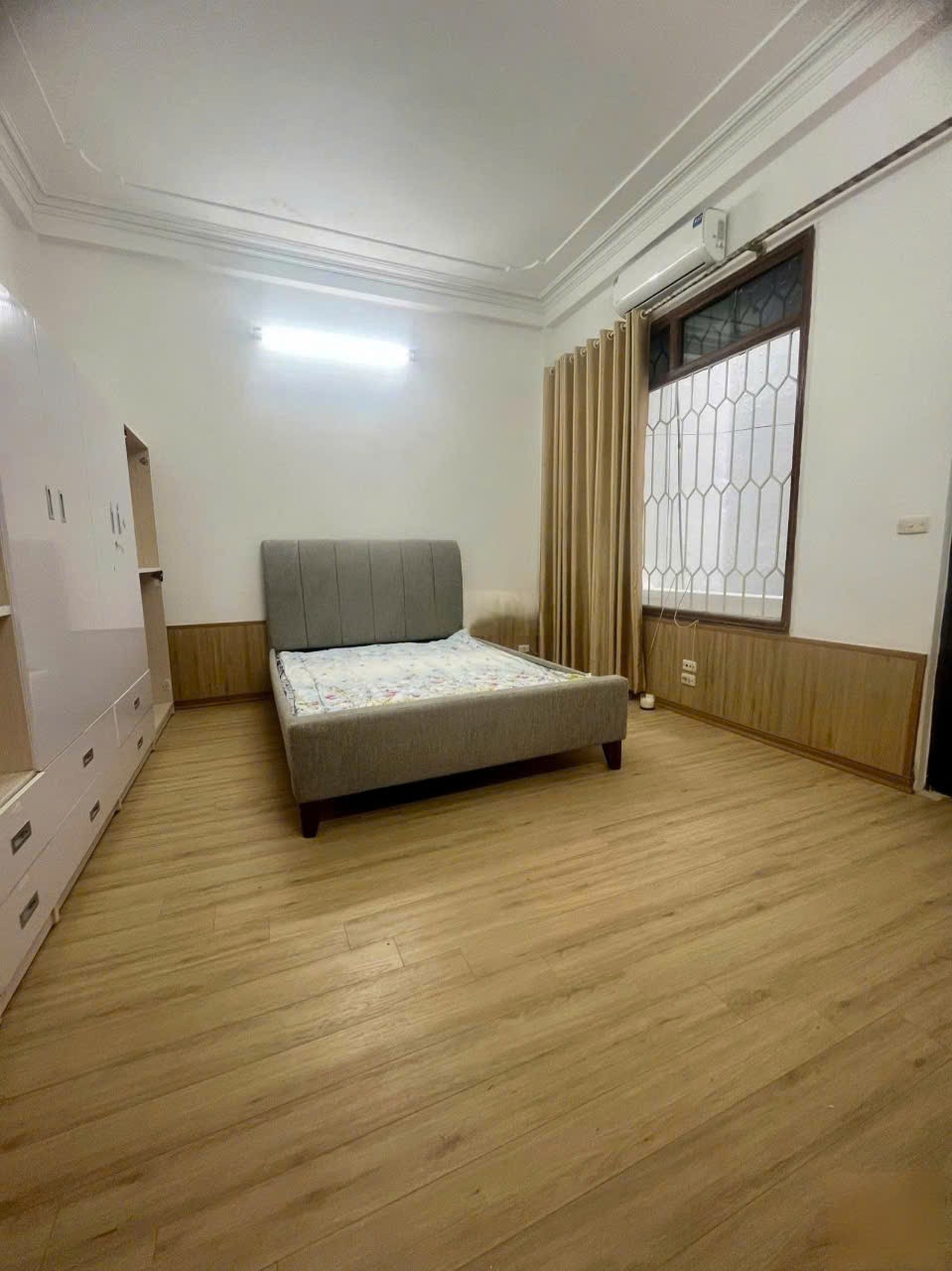 Cho thuê nhà riêng ngõ 105 Láng Hạ, Đống Đa 67m x 3 tầng giá 16 triệu, CHO Ở NHÓM 2