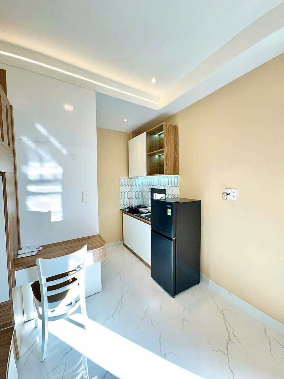 CHDV 6 TẦNG 40 PHÒNG + THANG MÁY & CÓ HẦM - ĐANG CHO THUÊ KHOÁN 2 TỶ/NĂM 7