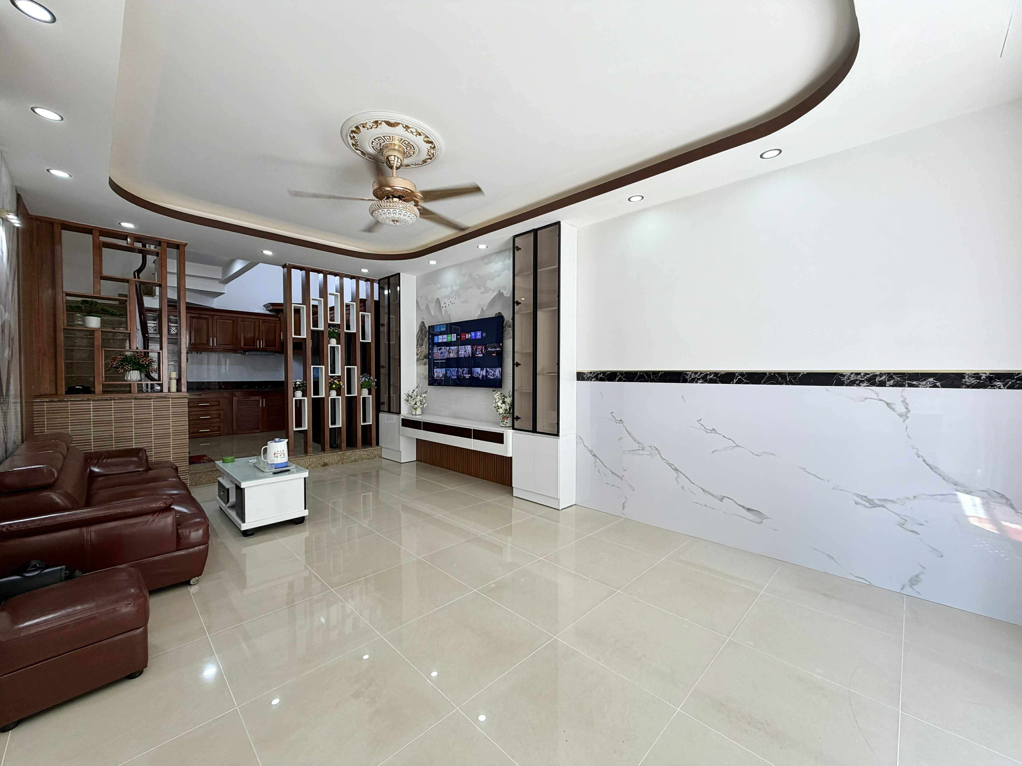 HẺM NHỰA Ô TÔ TRÁNH KHU ĐỒNG BỘ PHAN ĐĂNG LƯU - 5 TẦNG FULL NỘI THẤT - 14.5 TỶ