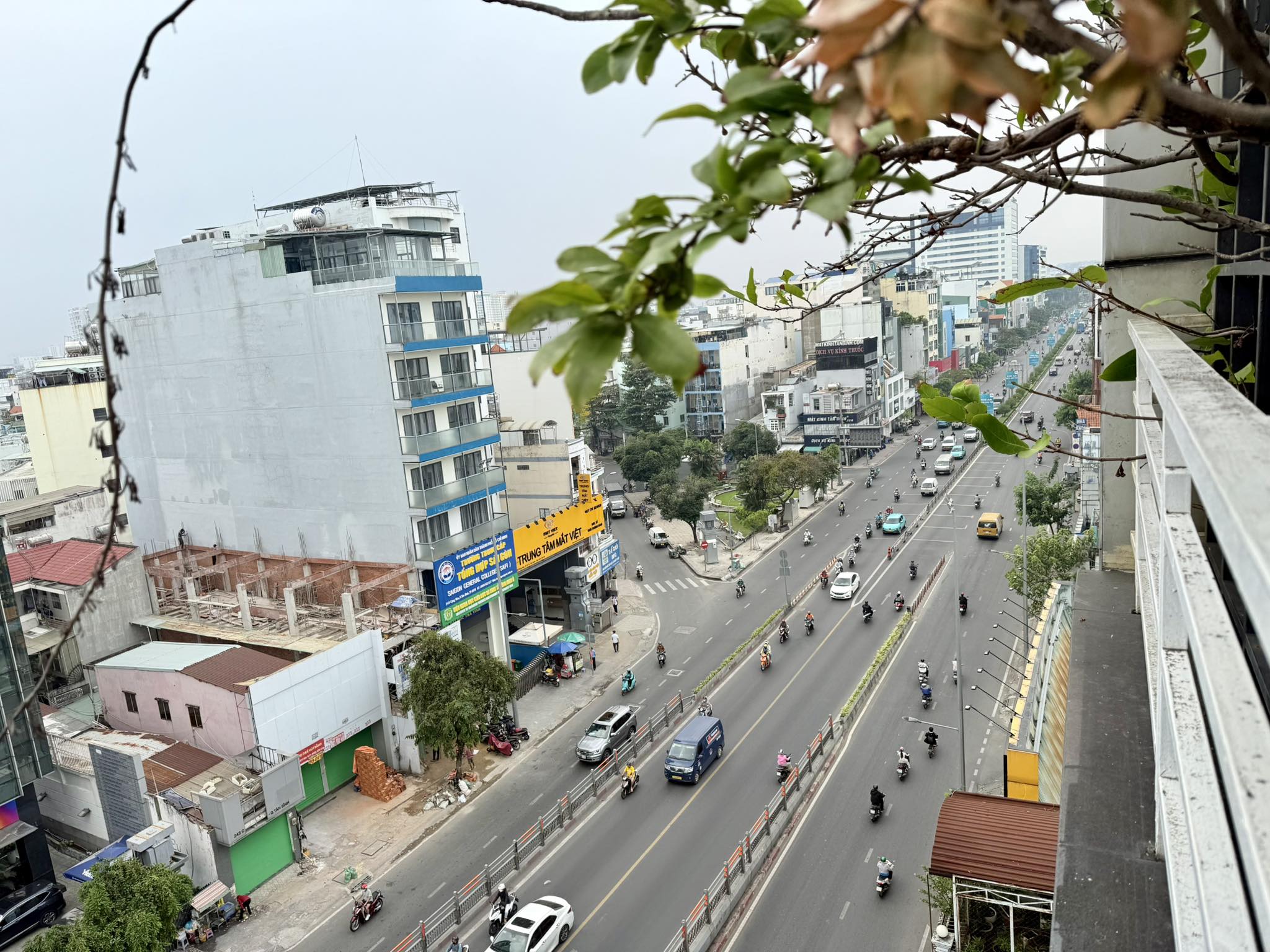 TOÀ NHÀ VĂN PHÒNG HẠNG SANG 181m2 - 9 TẦNG MẶT TIỀN  CỘNG HÒA - NHẬN DIỆN ĐỈNH CAO 13