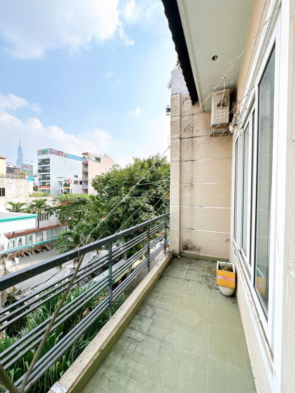 GẤP BÁN ĐỊNH CƯ - NHÀ 3 TẦNG 102m2 NGANG 6.9M - HẺM XE TẢI, 20m RA MT BẠCH ĐẰNG 15