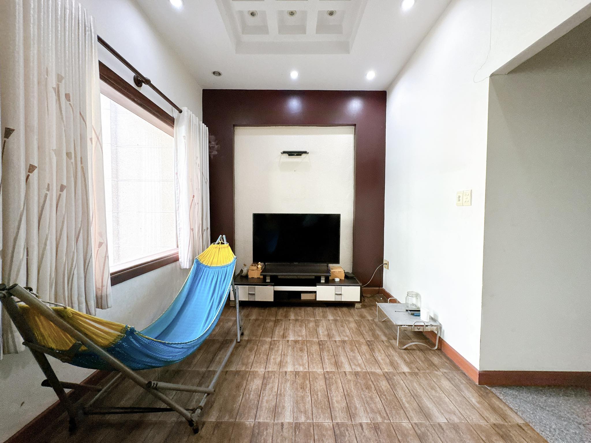 GẤP BÁN ĐỊNH CƯ - NHÀ 3 TẦNG 102m2 NGANG 6.9M - HẺM XE TẢI, 20m RA MT BẠCH ĐẰNG 8