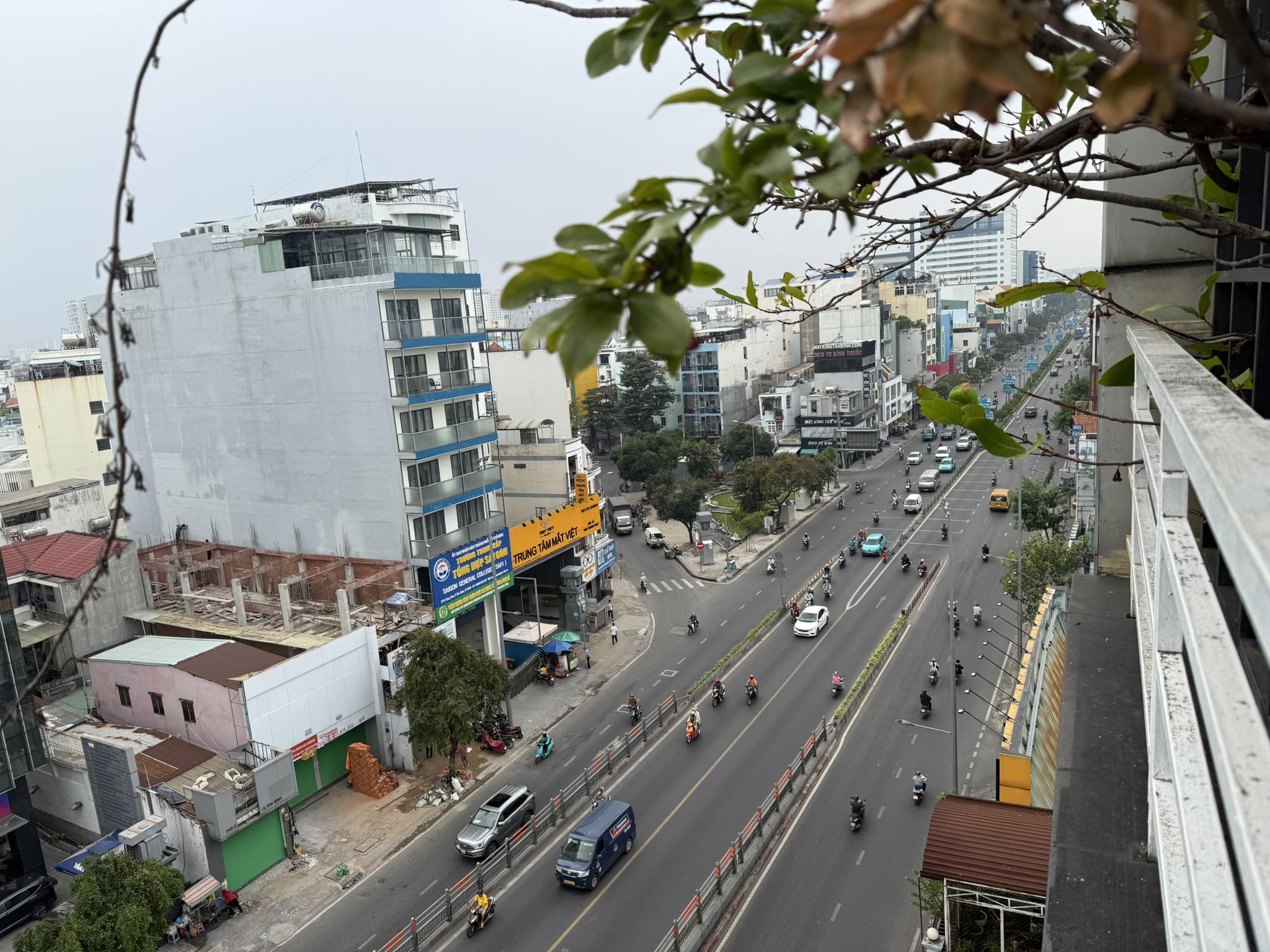 TOÀ NHÀ VĂN PHÒNG HẠNG SANG 181m2 - 9 TẦNG MẶT TIỀN  CỘNG HÒA - NHẬN DIỆN ĐỈNH CAO 12