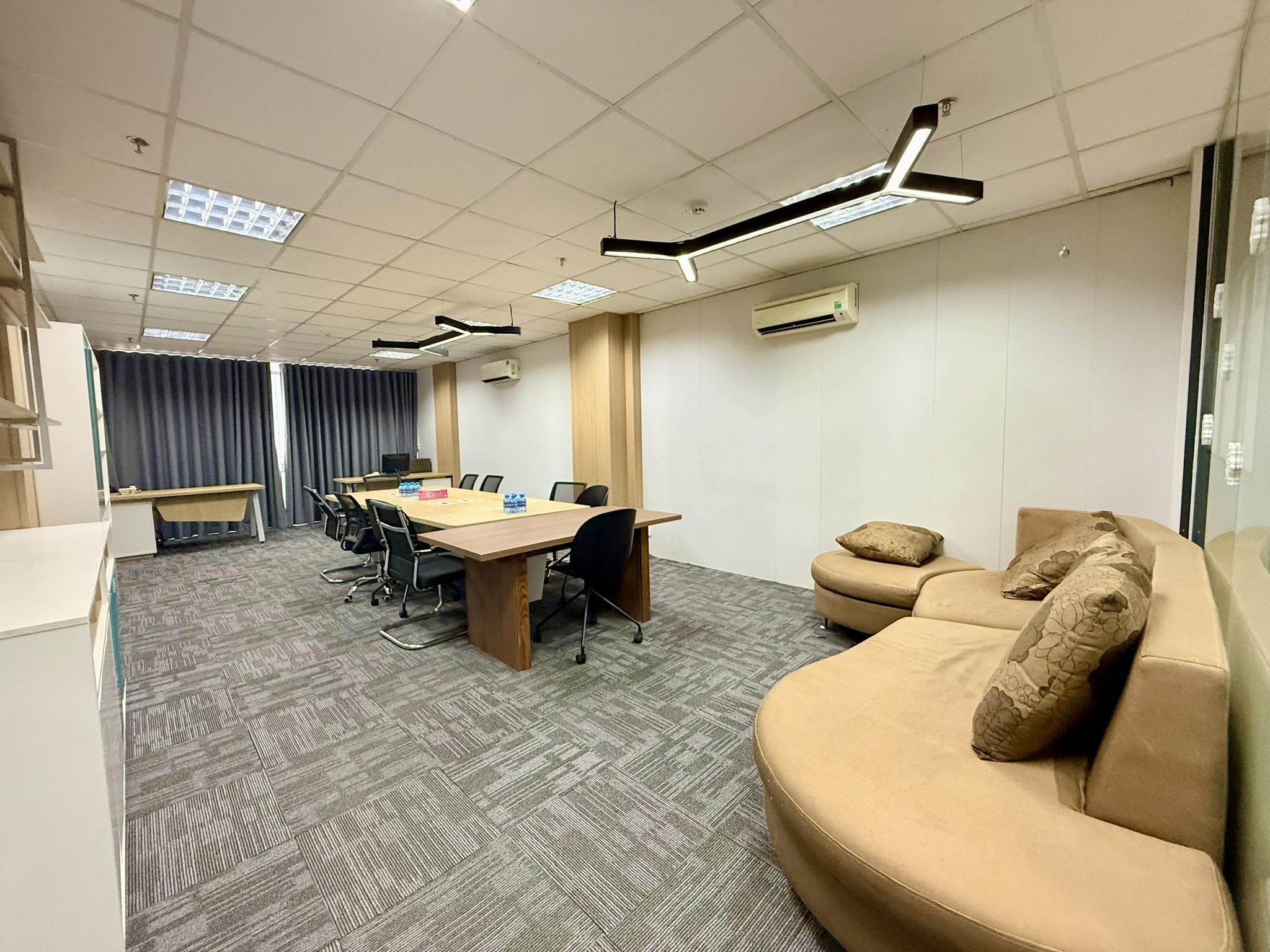 TOÀ NHÀ VĂN PHÒNG HẠNG SANG 181m2 - 9 TẦNG MẶT TIỀN  CỘNG HÒA - NHẬN DIỆN ĐỈNH CAO 8