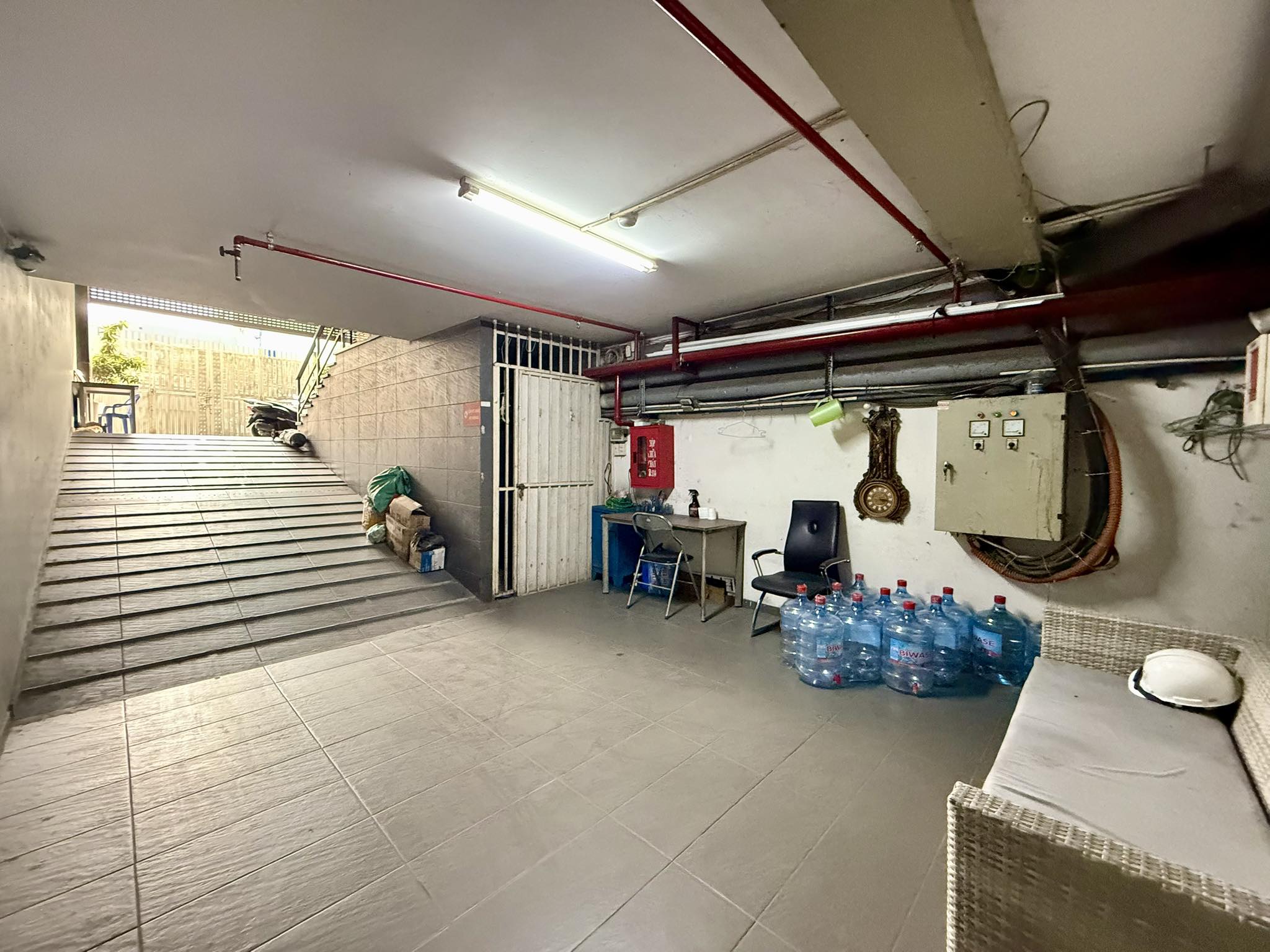 TOÀ NHÀ VĂN PHÒNG HẠNG SANG 181m2 - 9 TẦNG MẶT TIỀN  CỘNG HÒA - NHẬN DIỆN ĐỈNH CAO