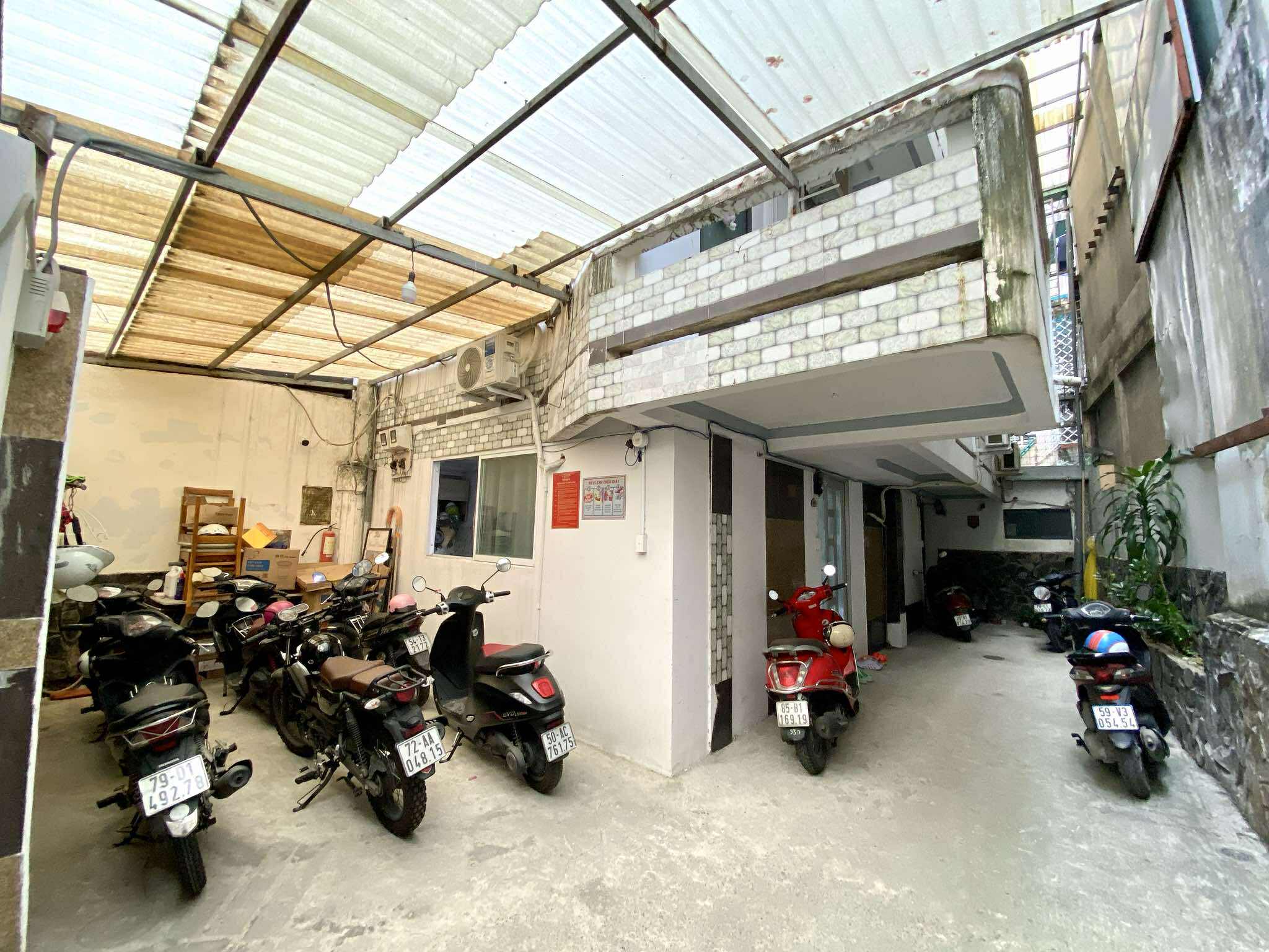 10 CHDV NGAY ĐH HUTECH - 123m2 (8x17) - HẺM XE TẢI 8m - LUÔN KÍN PHÒNG 4