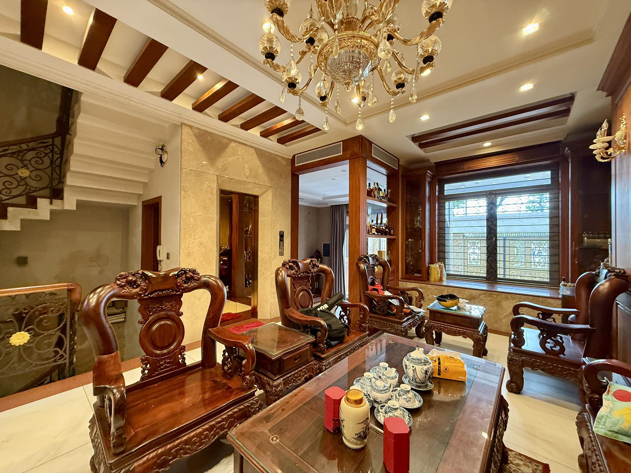 BIỆT THỰ MẶT TIỀN C12 - 150M² - HẦM + 4 TẦNG THANG MÁY - GIÁ 59.5 5