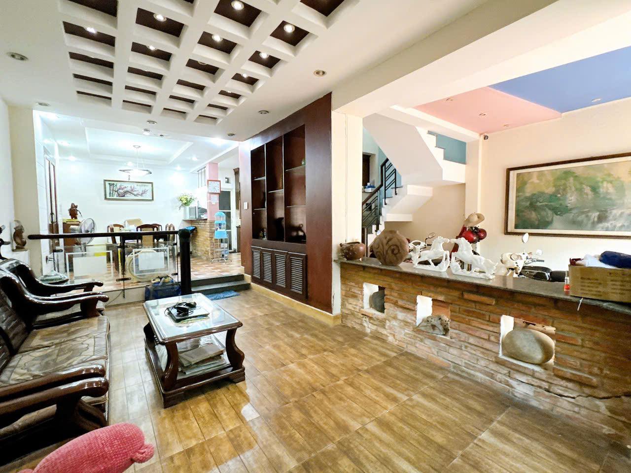 GẤP BÁN ĐỊNH CƯ - NHÀ 3 TẦNG 102m2 NGANG 6.9M - HẺM XE TẢI, 20m RA MT BẠCH ĐẰNG 7