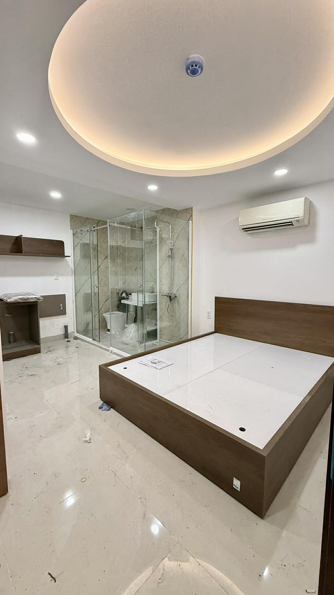 NHÀ 6 TẦNG THANG MÁY - MẶT TIỀN VÕ DUY NINH GIÁP Q.1 - THUÊ KHOÁN 65TR/THÁNG 7