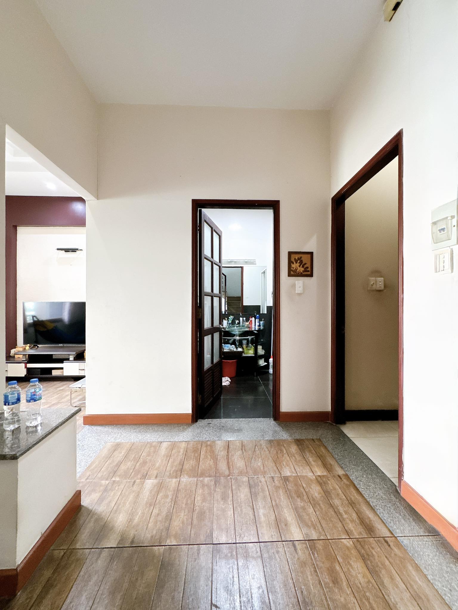 GẤP BÁN ĐỊNH CƯ - NHÀ 3 TẦNG 102m2 NGANG 6.9M - HẺM XE TẢI, 20m RA MT BẠCH ĐẰNG 6