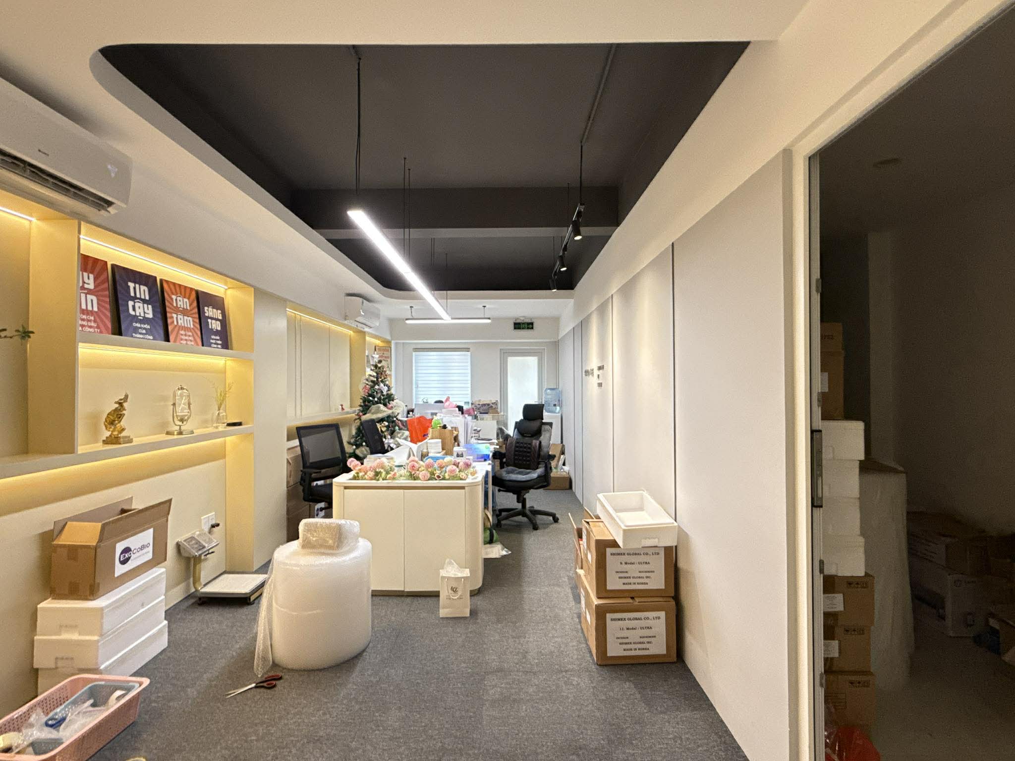 TÒA NHÀ 184m2 (5.6x35) MT UNG VĂN KHIÊM - HẦM 8 TẦNG - DÒNG TIỀN SẴN 150 TRIỆU/THÁNG 5