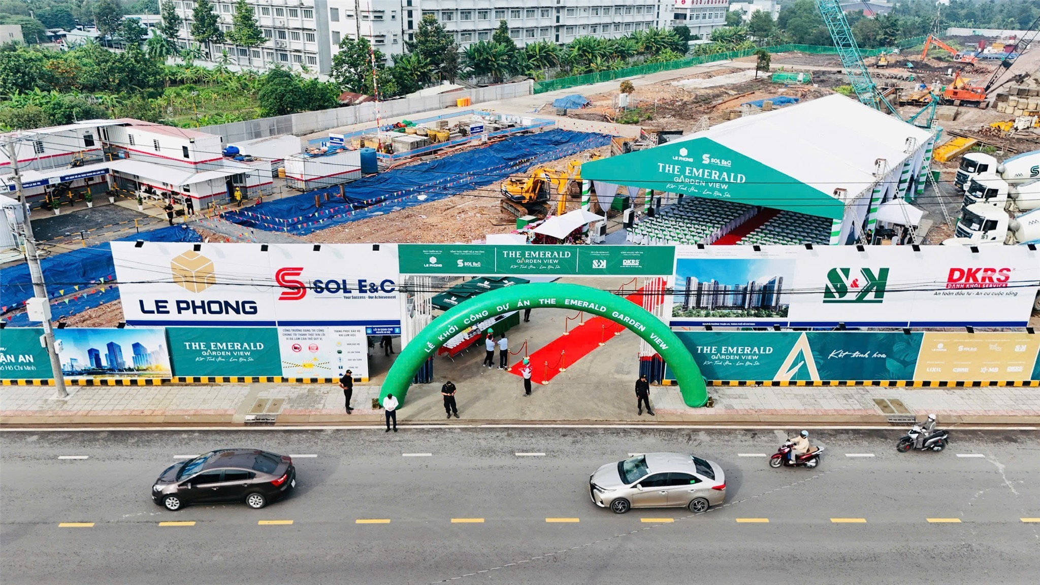 EMERALD GARDEN VIEW chỉ 35tr/m2 sở hửu ngay căn hộ xanh song giữa trung tâm Thuận An. 2