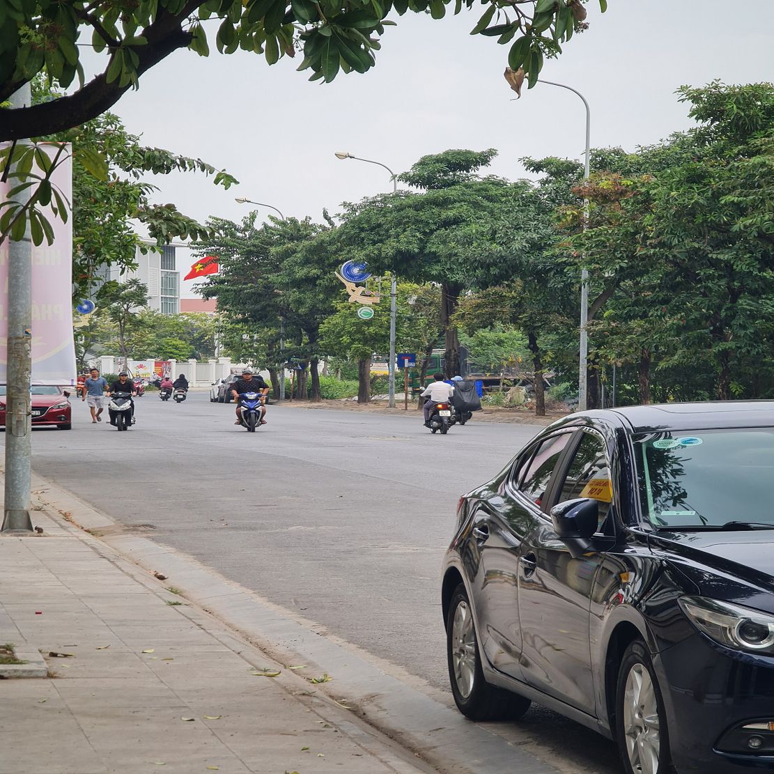 33m2 Tái định cư Trâu Quỳ, Gia Lâm, Hà Nội. Vuông vắn, đường 12m giá 6 tỷ x. Lh 0989894845 Địa chỉ: 2