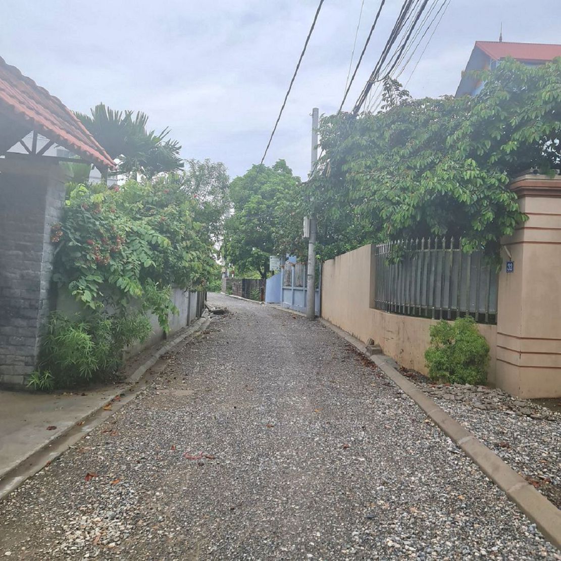 Trung tâm Kiêu Kỵ, Gia Lâm, HN. 55m2, ngõ, mặt tiền siêu rộng. Nhỉnh 5 tỷ. Lh 0989894845 Bán đất tr