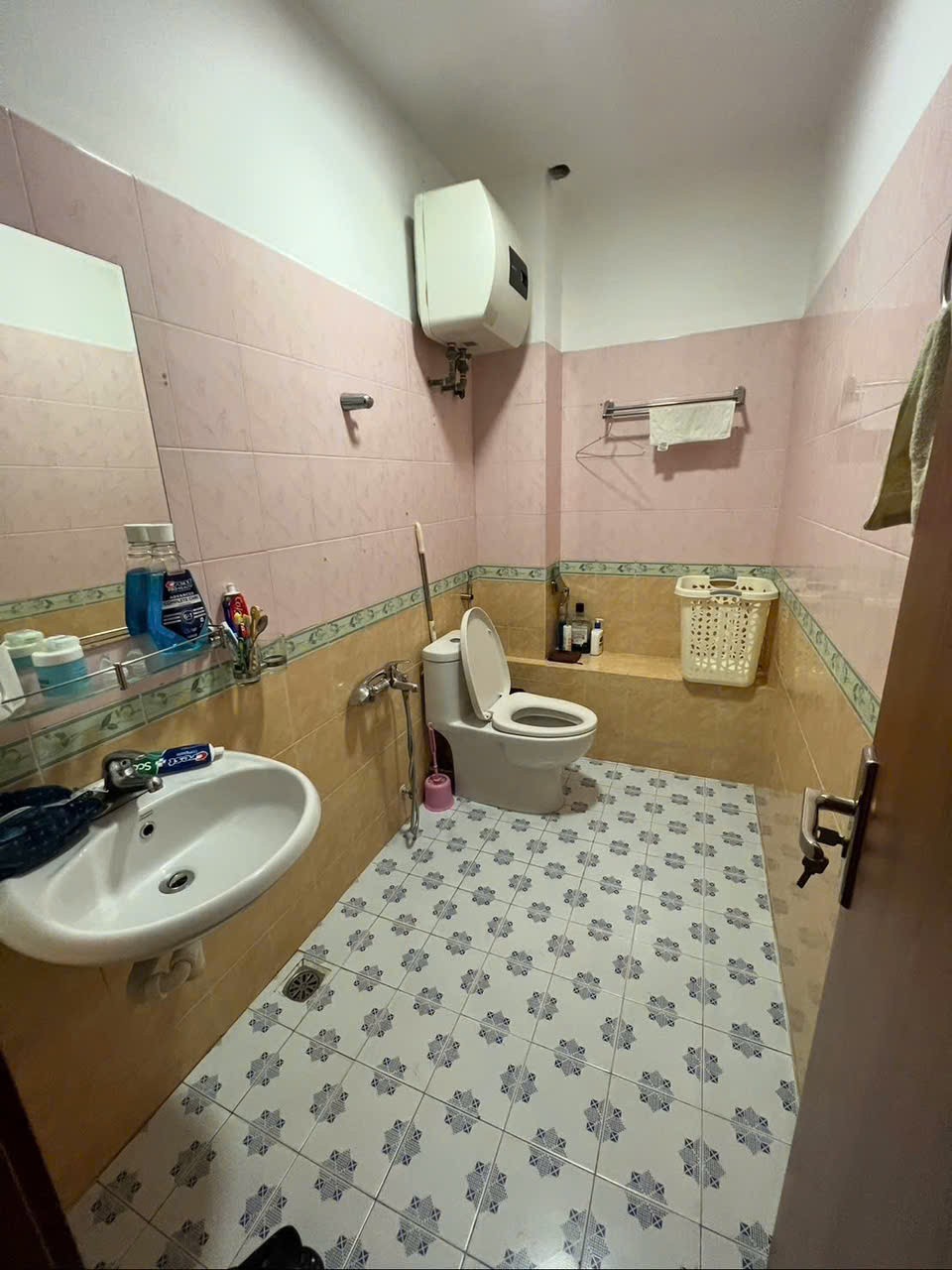 Cho thuê nhà riêng Ô TÔ TRÁNH - KD phố Trung Kính - Cầu Giấy 45m x 4T giá 22 triệu 5