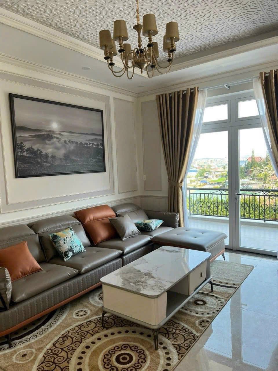 Bán Biệt Thự Đẹp Mặt Tiền Đường Trần Quang Khải, Đà Lạt Giá 29.5 Tỷ 2