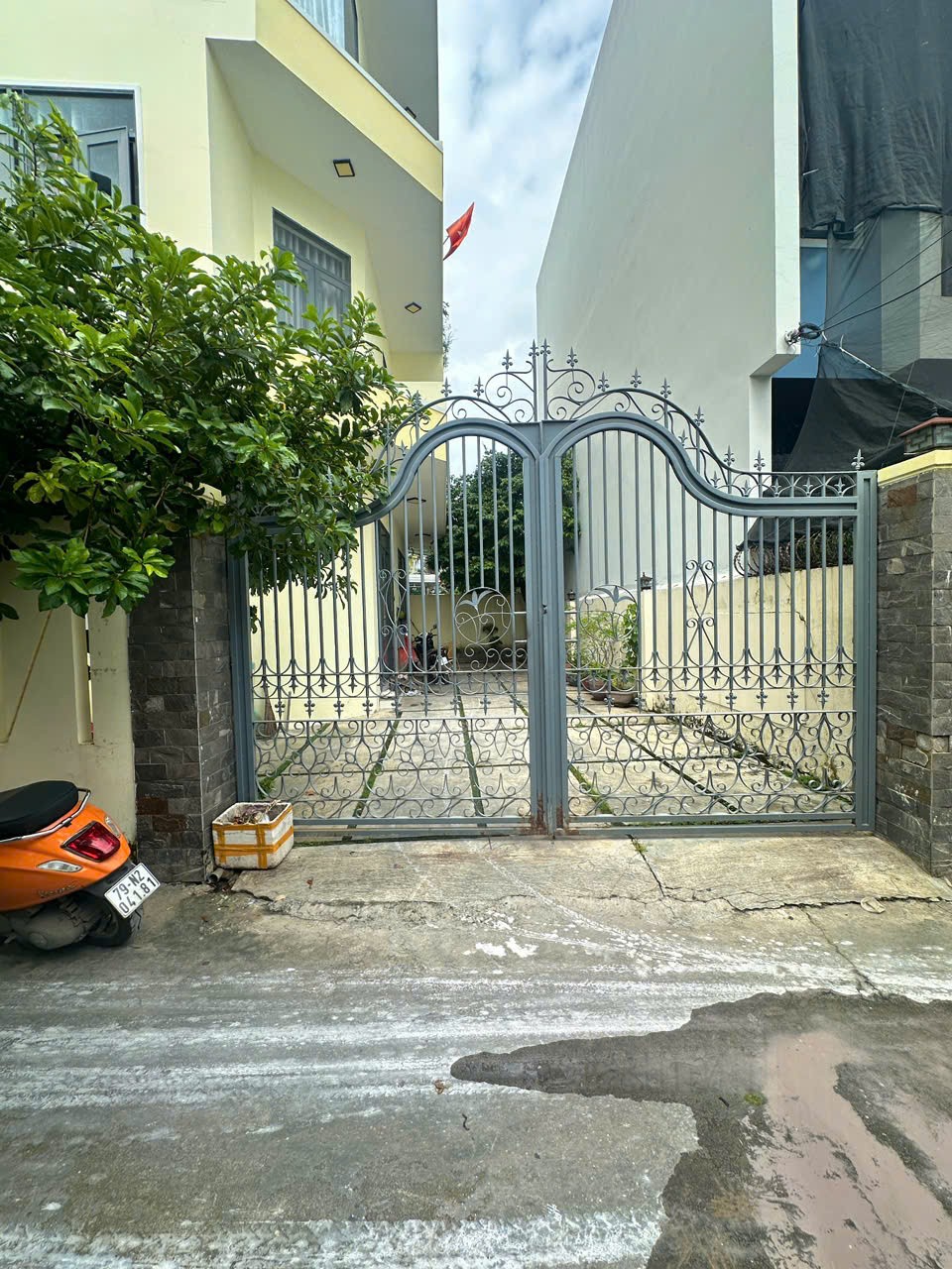 Nhà 3 tầng kiên cố gần KĐT Vĩnh Điềm Trung – sân đậu 2 ô tô – giá tốt 4.5 tỷ 2