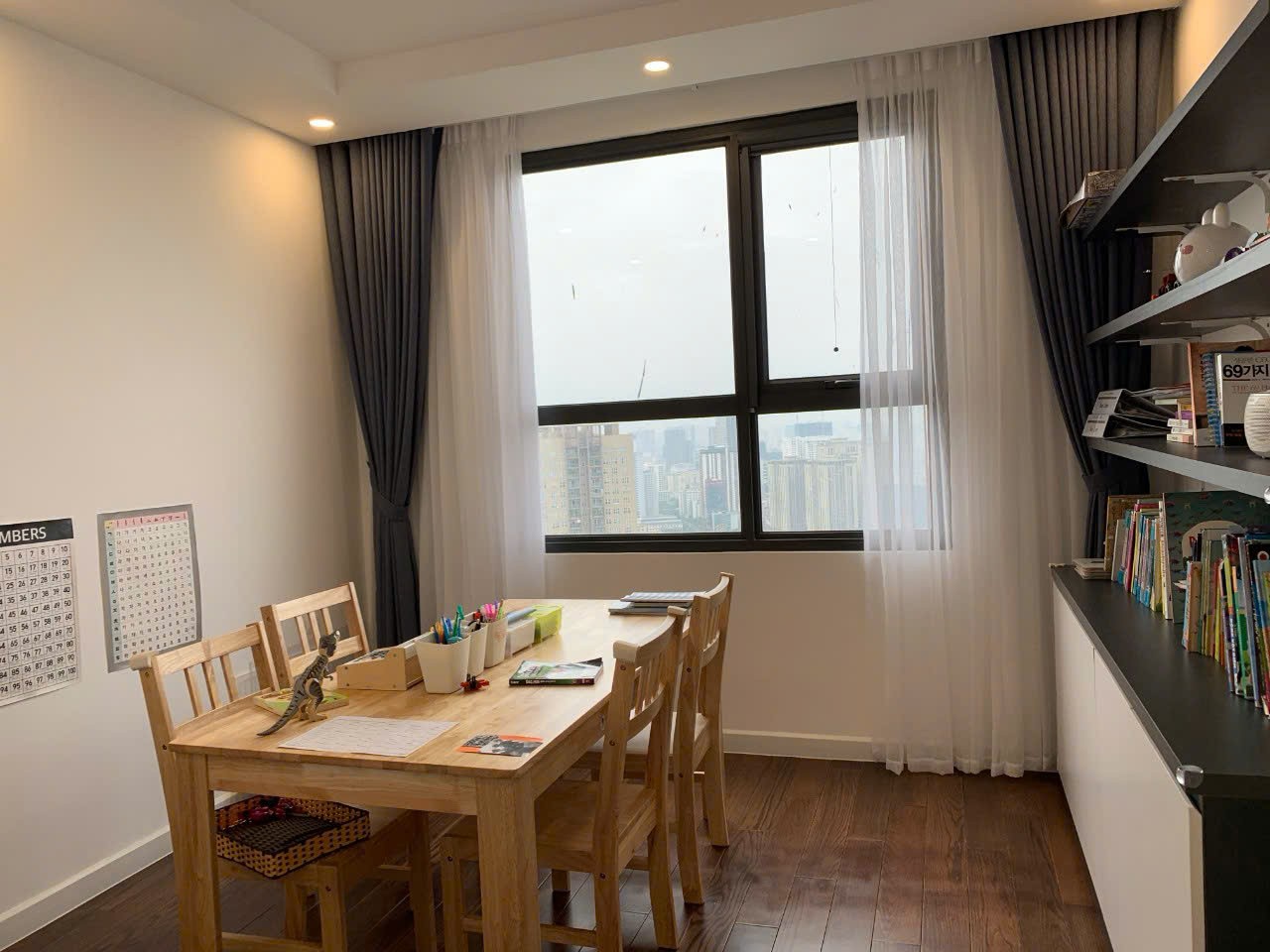 Bán nhanh căn Vinhomes D'Capitale 3PN-100m2 giá chỉ 12 tỷ 5