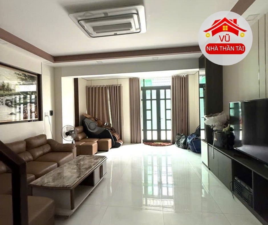 Bán Nhà Đẹp Mặt Tiền Quận 4, gần Vĩnh Khánh, 2 xe hơi tránh, 4 tầng, 5,3 x 9,5m , Nhỉnh 8 Đồng 3