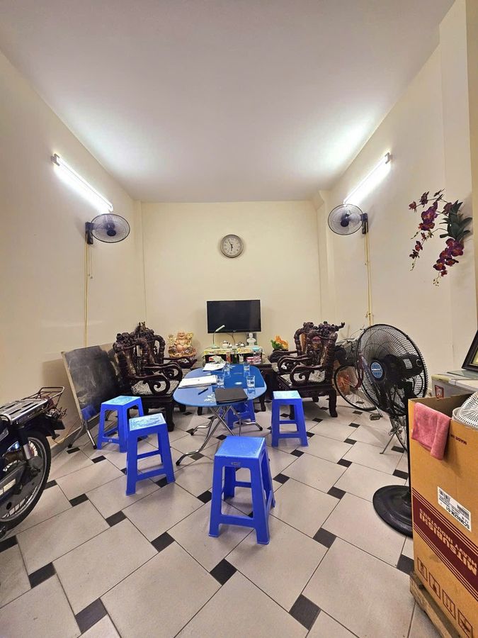 BÁN NHÀ XÃ ĐÀN ĐỐNG ĐA 6 TẦNG THOÁNG SÁNG Ô TÔ ĐỖ CỬA 10M RA PHỐ 31M 8,6 TỶ 4