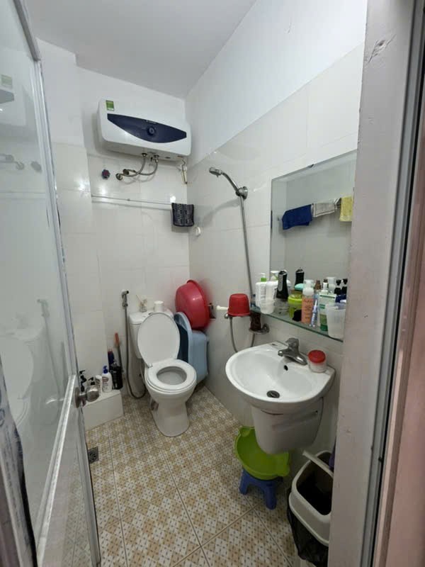 BS Hà chuyển lên Văn Quán bán nhà ngõ 87 Yên Xá cạnh Tổng cục 5, 36m2 chỉ 6.x tỷ. LH 0989626116 3