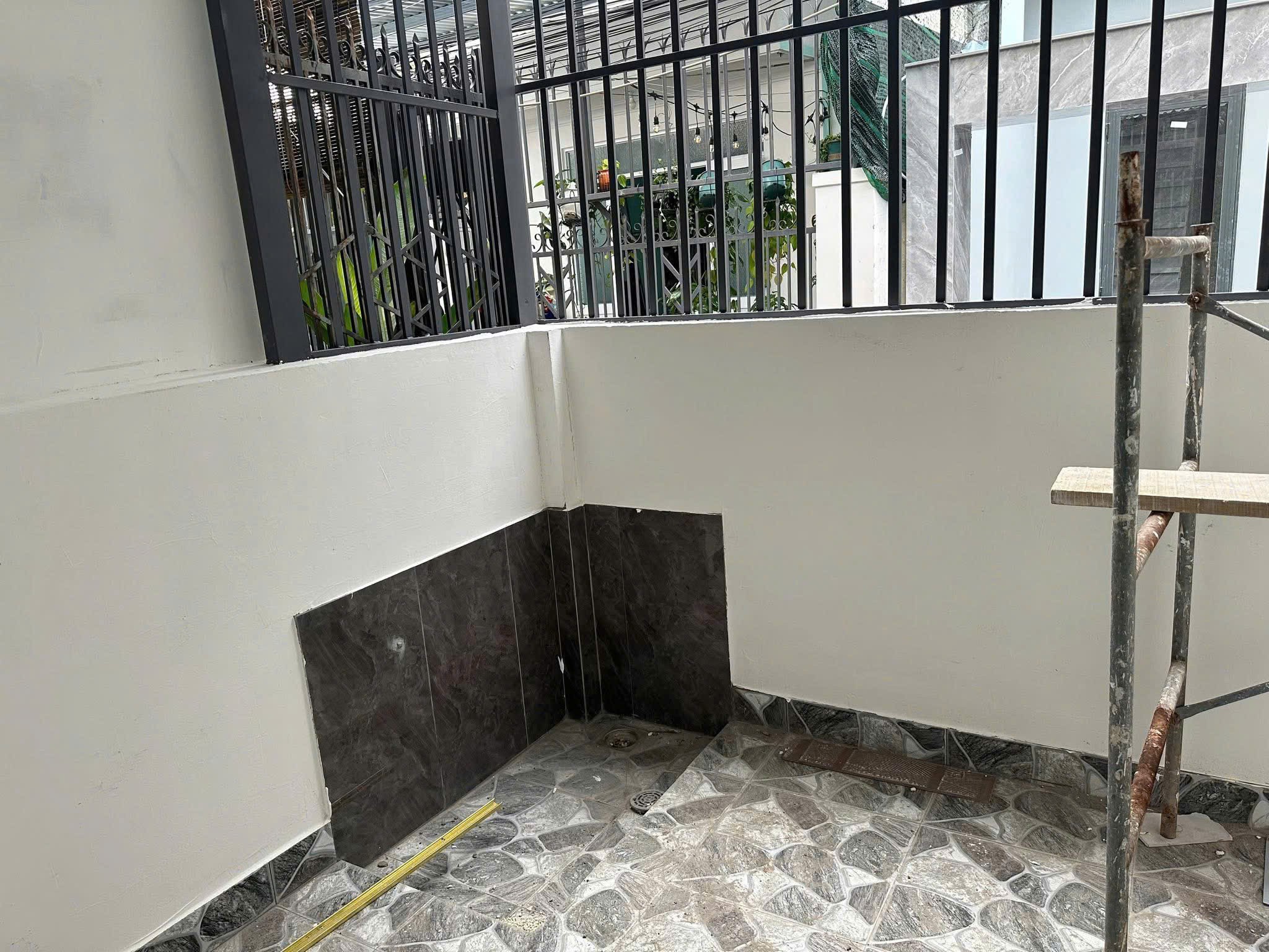 HẠ GIÁ GẤP GẤP - NHÀ 2 MẶT ĐƯỜNG, HẺM OTO PHƯỜNG NAM NHA TRANG. 3