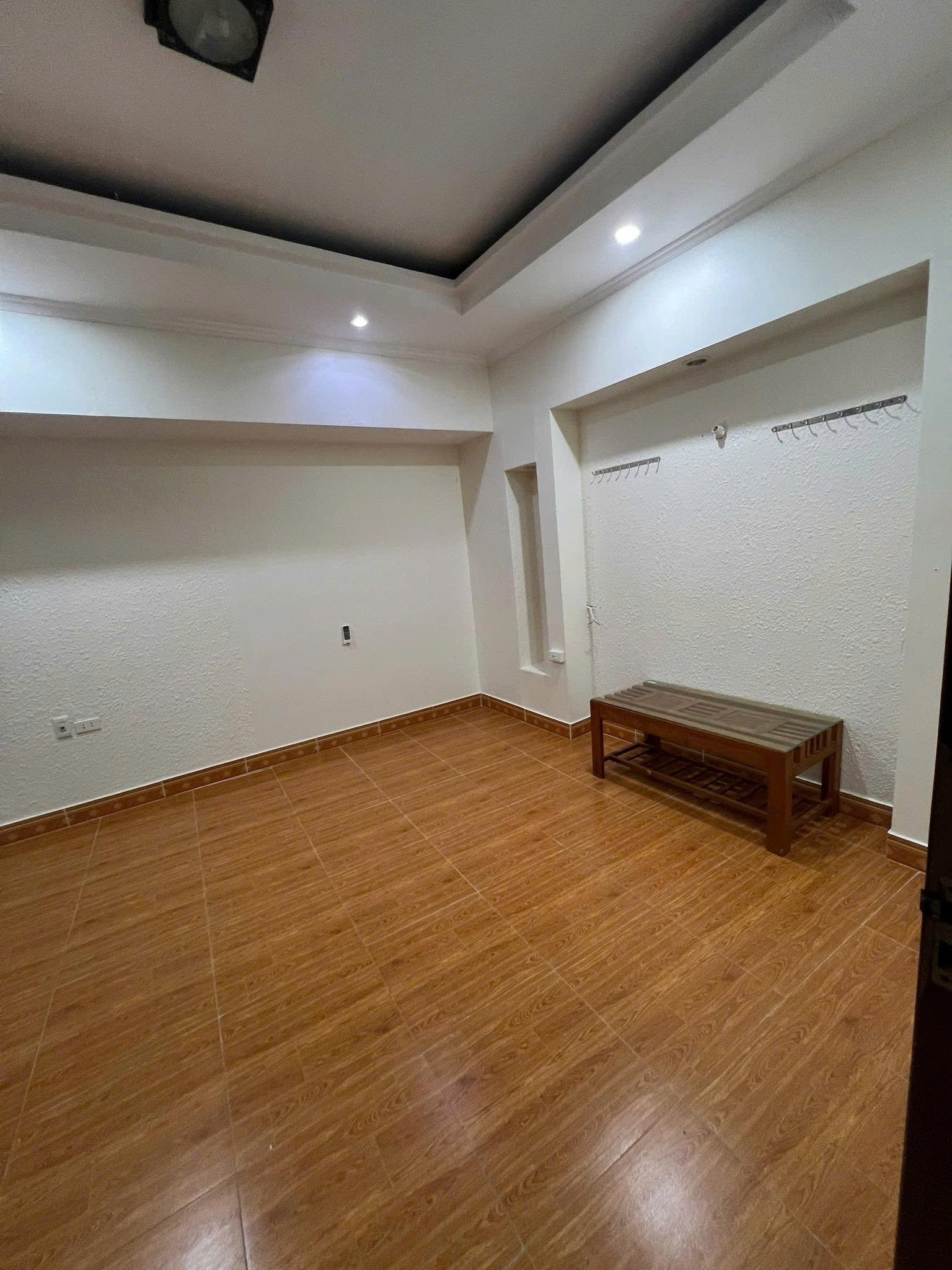 Cho thuê tại Ngõ 204 Trần Duy Hưng, Trung Hòa, Cầu Giấy 30m x 5T giá 12 triệu 3