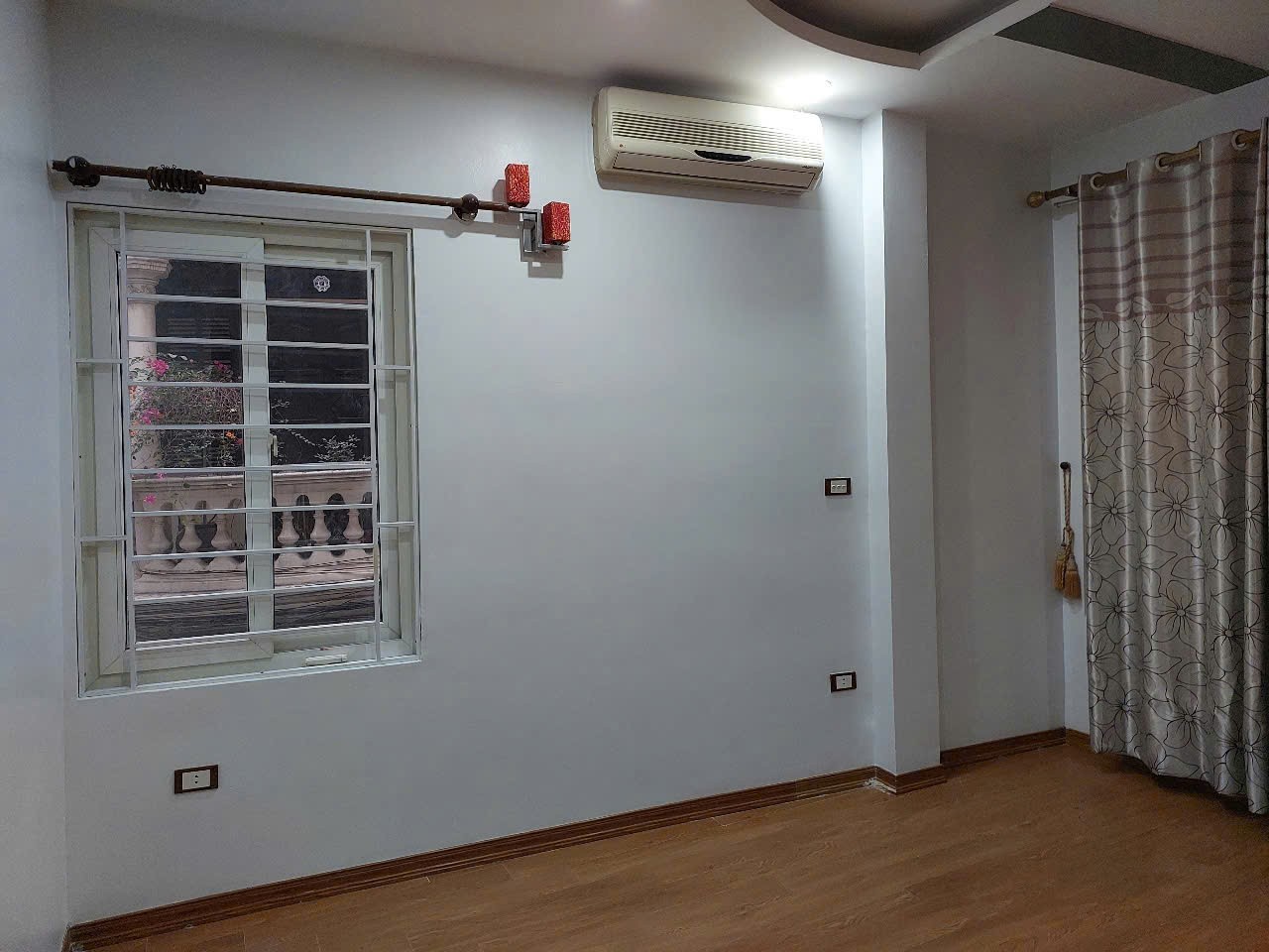 Cho thuê nhà riêng  45M x 5t, 6PN4WC ô tô đỗ cửa - Hoa Bằng, Cầu Giấy giá 22.5 triệu 3