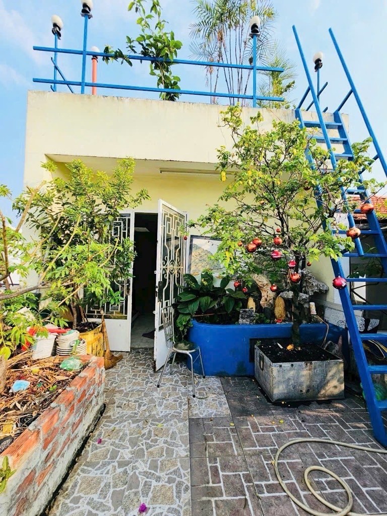 NHÀ ĐẸP NHỈNH 5 TỶ - NGANG 4.3M- ĐƯỜNG TÔN ĐẢN- CÓ SẴN NỘI THẤT ĐÍNH TƯỜNG- GIÁP VĨNH KHÁNG, 4