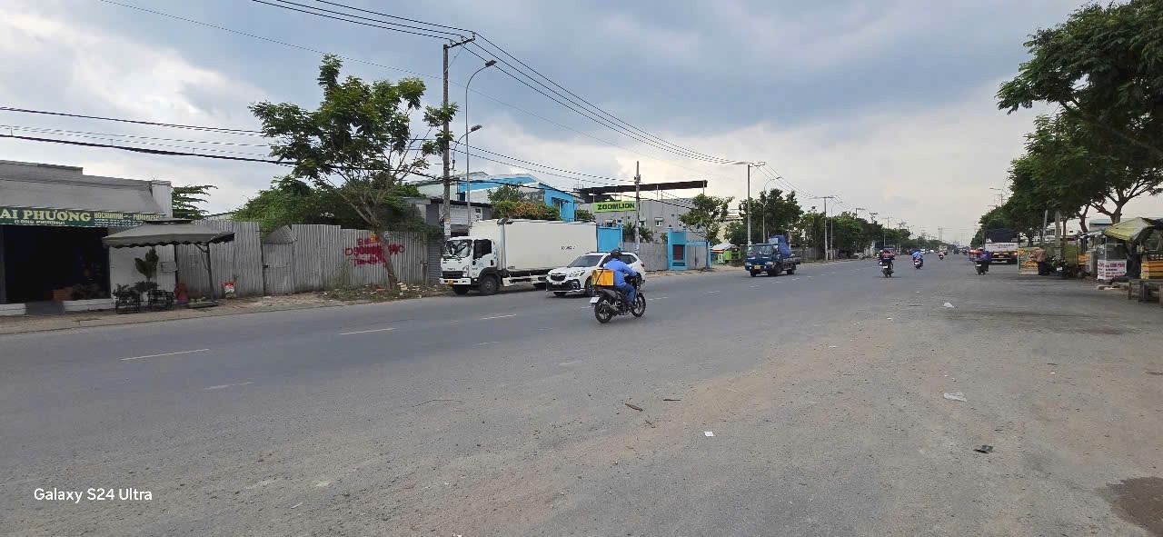 Cho thuê Đất đường Trần Đại Nghĩa, Phường Tân Tạo, Diện tích 3200m², Giá 80 Triệu/tháng