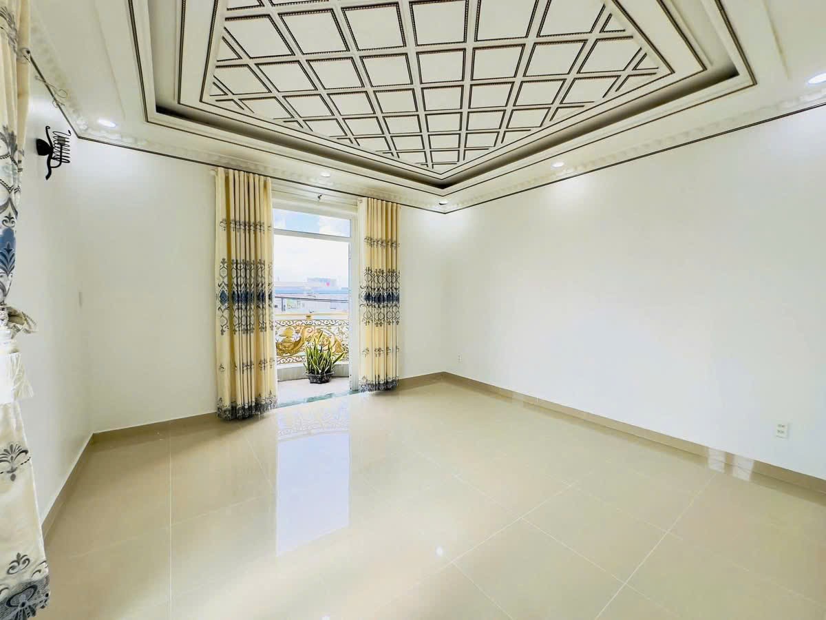 SIÊU PHẨM QUẬN 12 – NHÀ 4 TẦNG + XƯỞNG – MẶT TIỀN HIỆP THÀNH 13 5