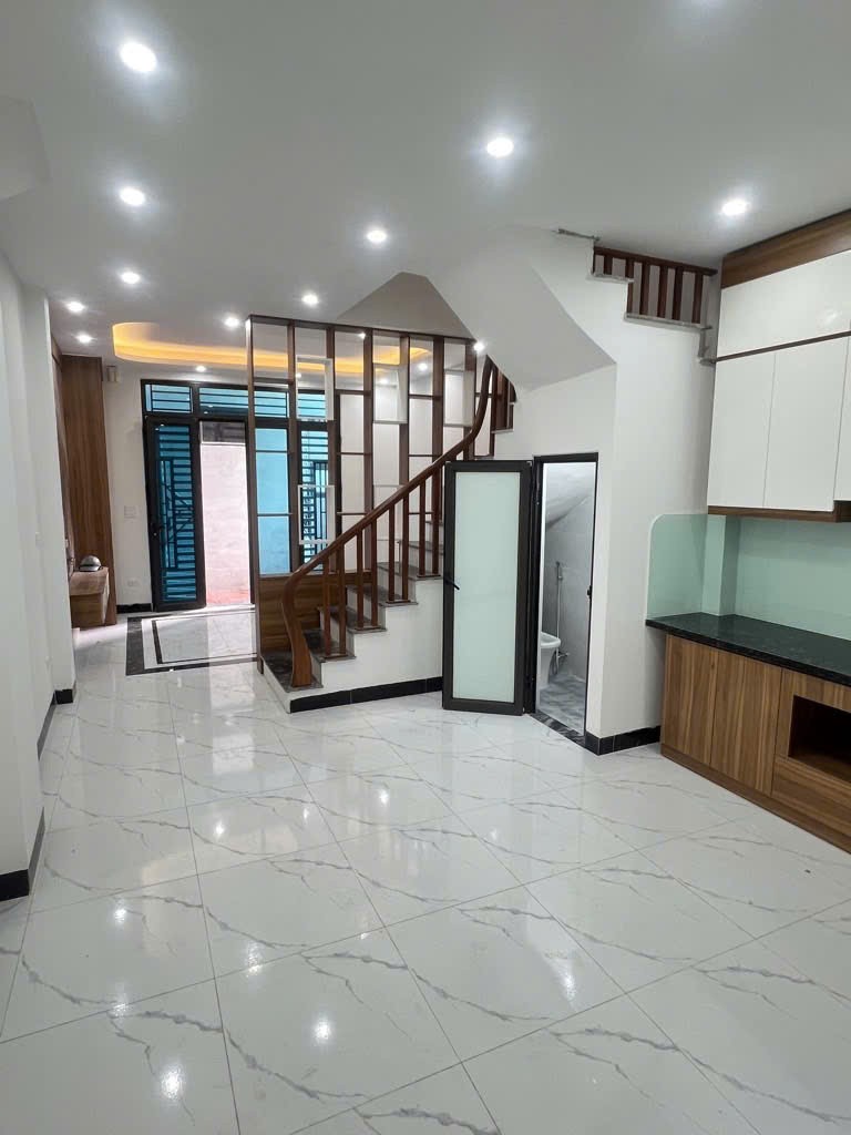 PHÚ LƯƠNG HÀ ĐÔNG 37M 5 TẦNG _6 NGỦ _ÔTÔ CÁCH NHÀ 70M NHỈNH 5 TỶ PHÙ HỢP ĐẦU TƯ HAY Ở ĐỀU ĐẸP