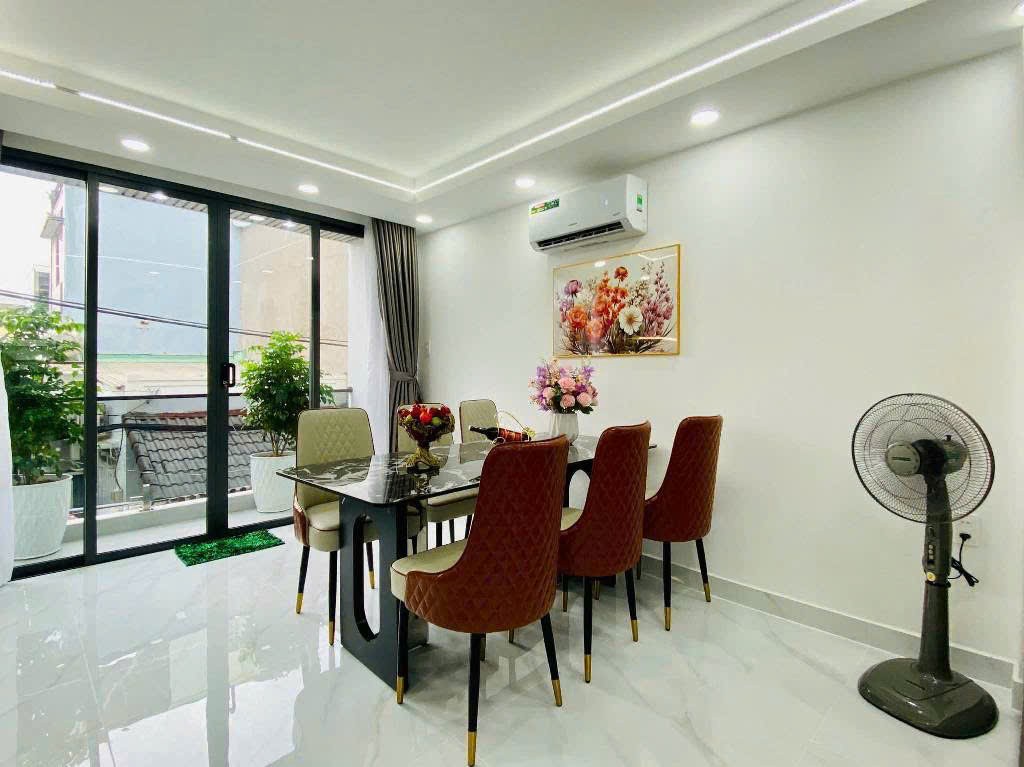 Nhà đẹp Thống Nhất Gò Vấp 65m2 9.68 tỷ thang máy hẻm xe hơi thông MTKD 3