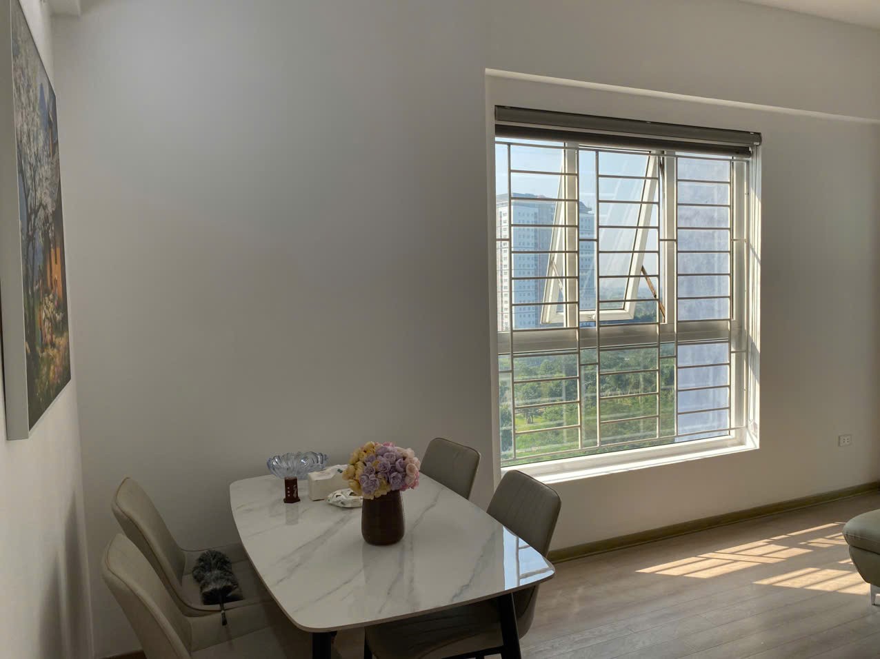 Cần bán căn hộ GÓC tầng Trung, hướng view hồ 2PN tại Thanh Hà Mường Thanh 8