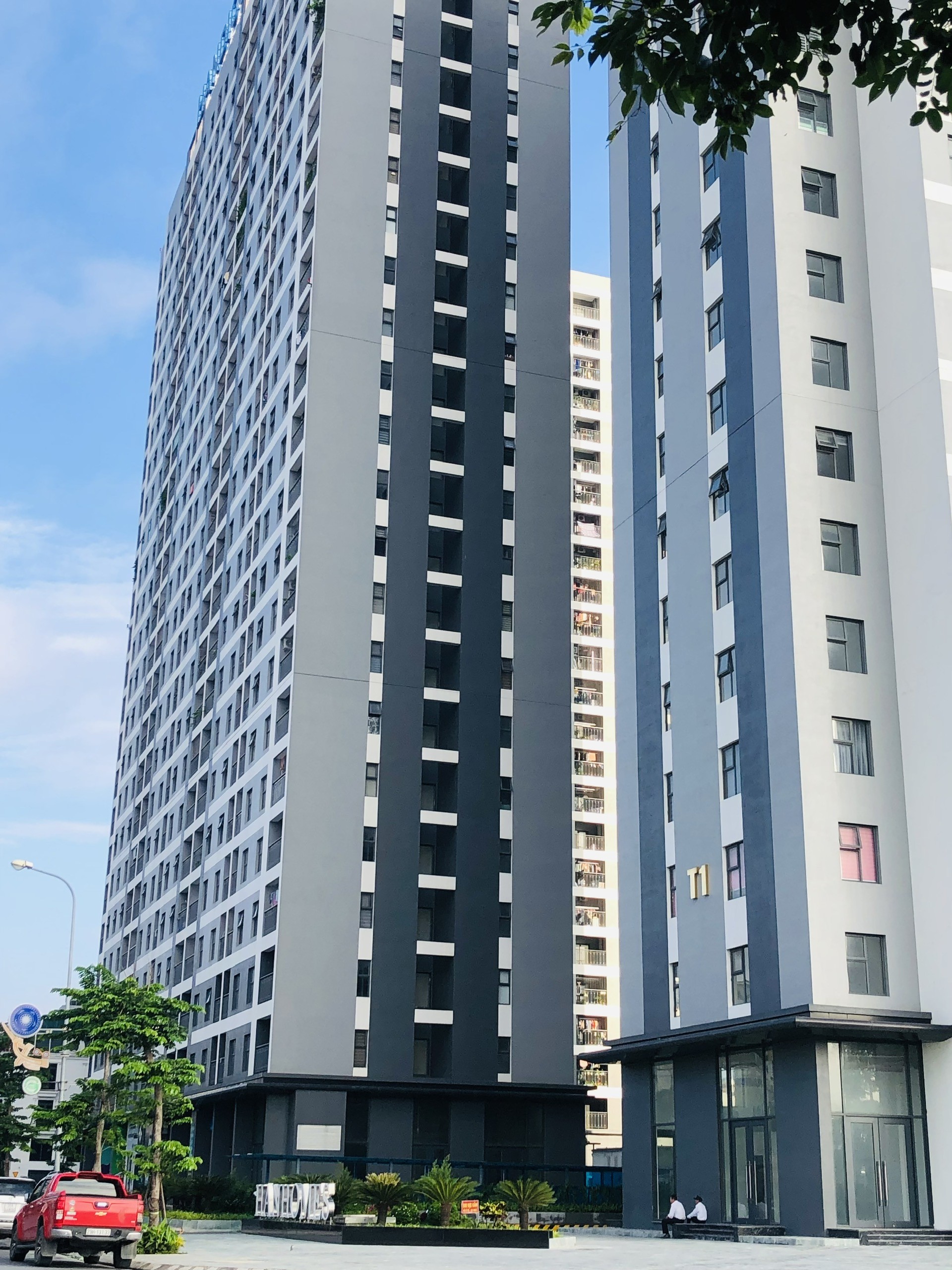 Mặt bằng kinh doanh Chân Đế Blue Star. LH: 0379483926