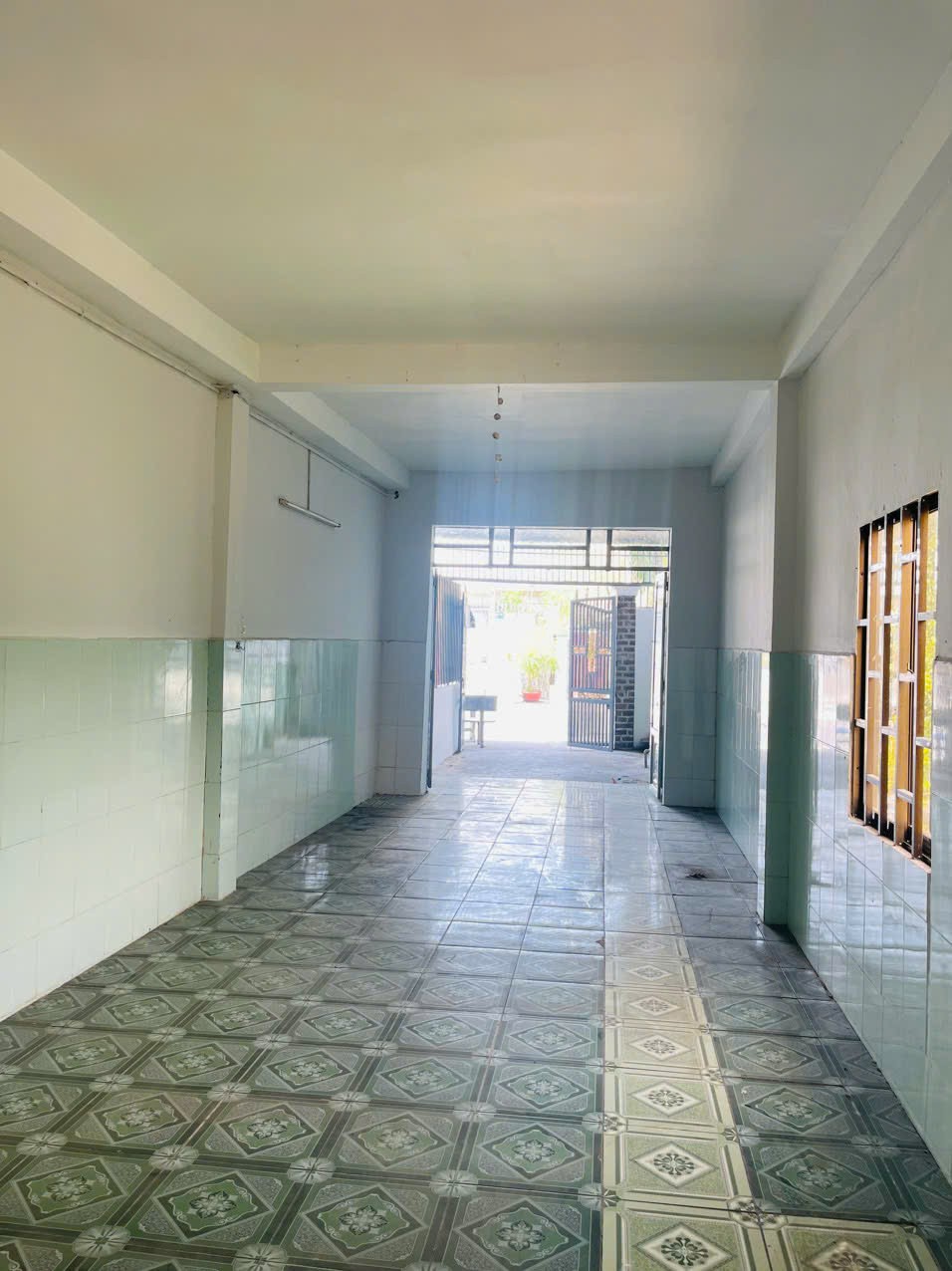 NHÀ SHR MẶT TIỀN HUỲNH THỊ NA, ĐÔNG THẠNH, HÓC MÔNĐƯỜNG NHỰA THÔNG 3