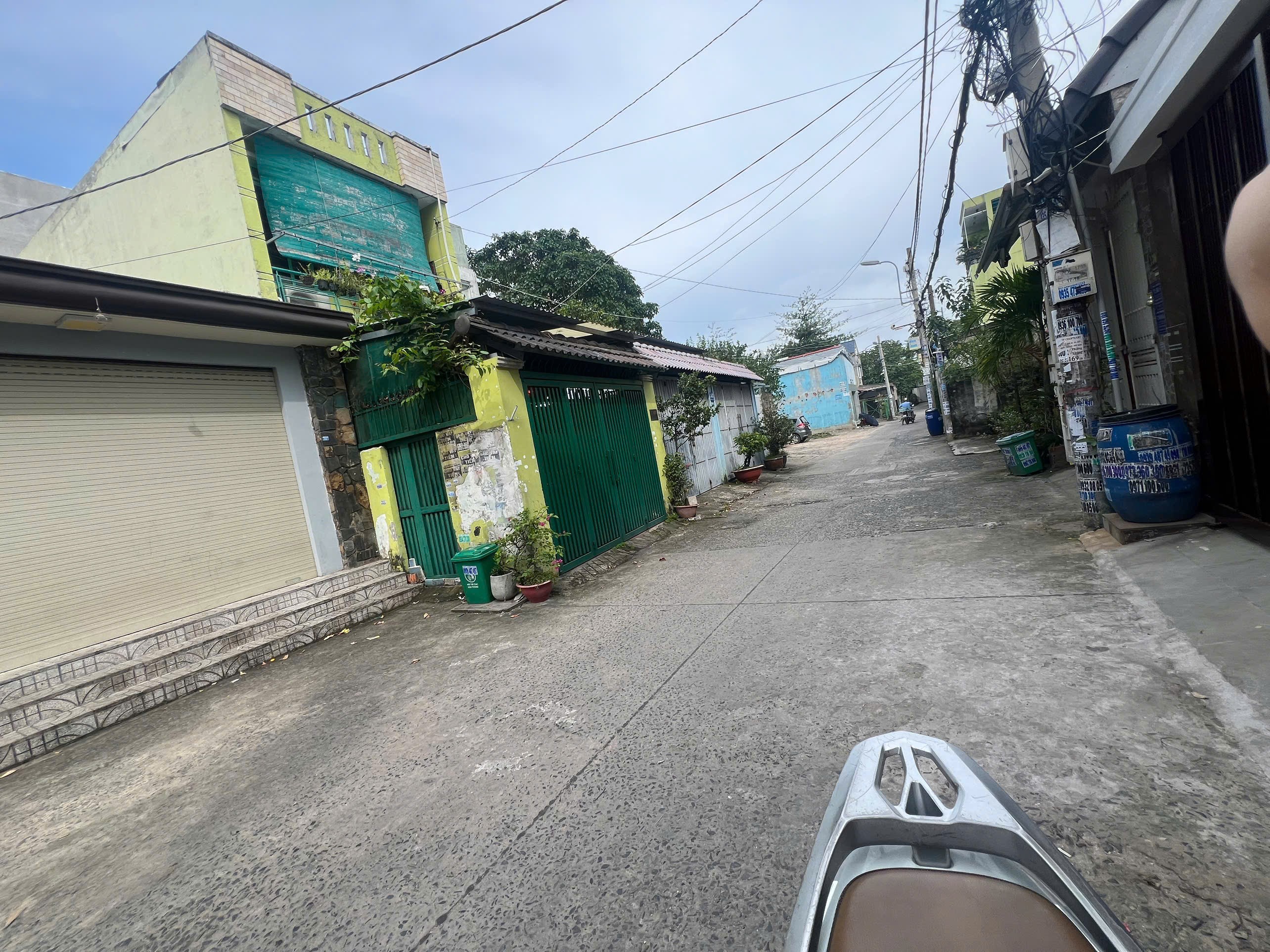 HOT – HÀNG HIẾM GIỮA QUẬN 12 BÁN XƯỞNG HẺM XE TẢI 8M, P. TÂN THỚI NHẤT 4