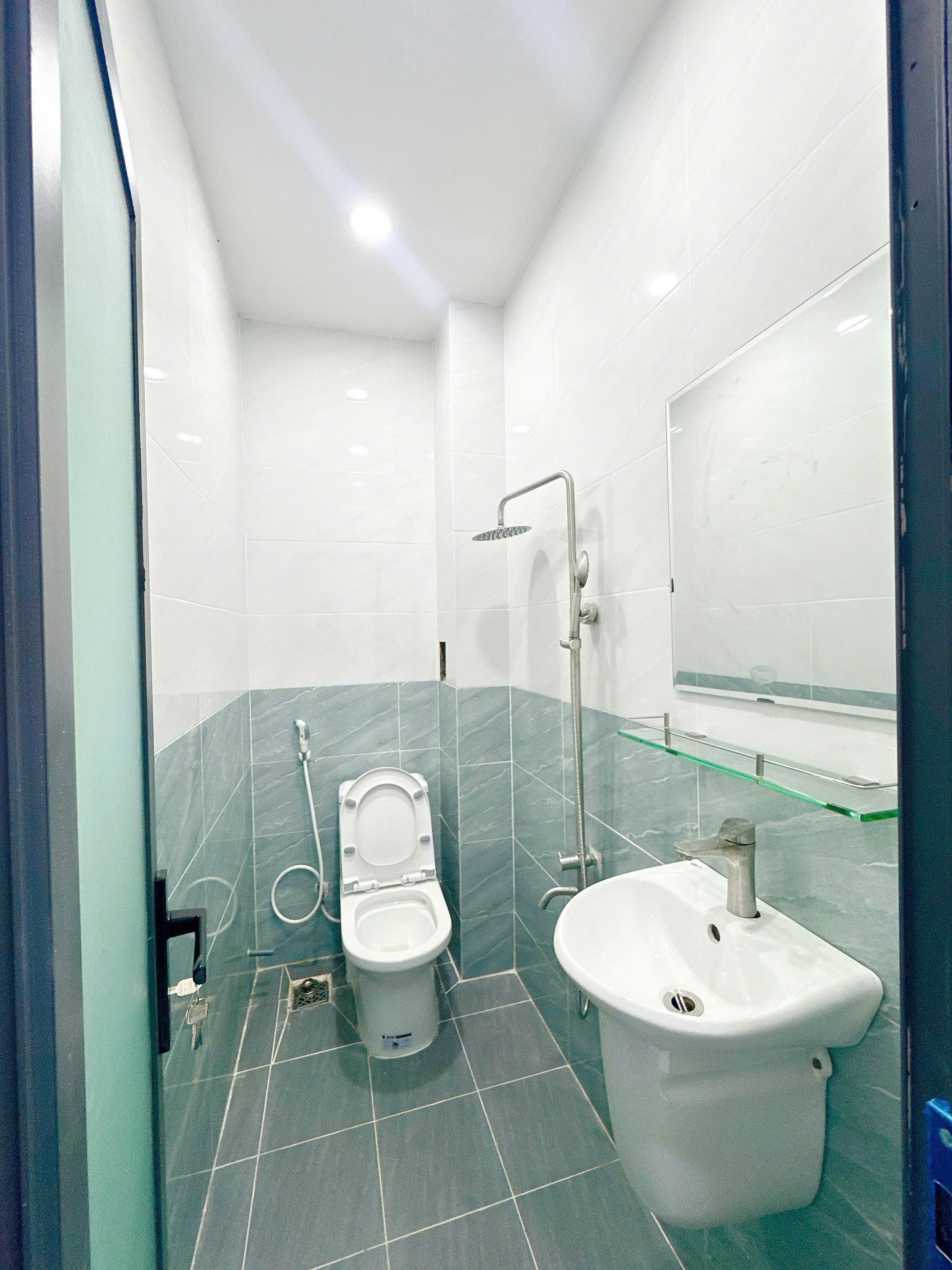 NHÀ ĐẸP LÊ VĂN QUỚI 32M2 – HXH - FULL NỘI THẤT – CHỈ 3.88 TỶ 9