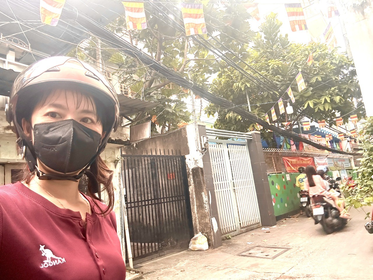 BÁN NHÀ Đ. ĐOÀN VÂN BƠ- NGANG 4.1 NỞ HẬU 7.9- MUA 1 ĐC 2 CĂN-ĐI XÓM CHIẾU - TÔN ĐẢN- QUA PHỐ ĐI BỘ 3