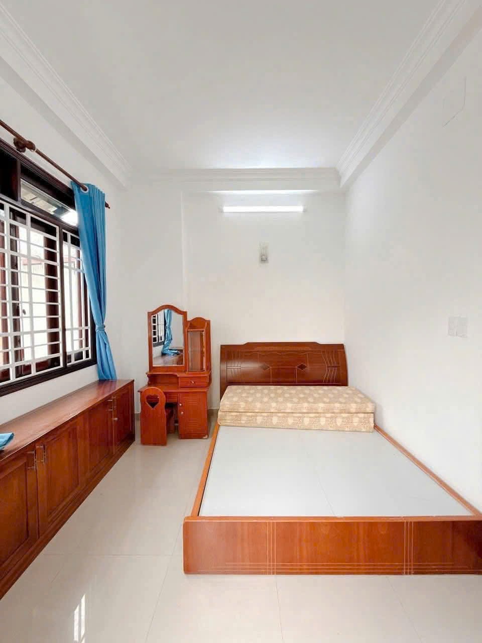 Bán nhà góc 2 MT, 3L, 6pn, ngay nguyễn thị thập, Q.7 3