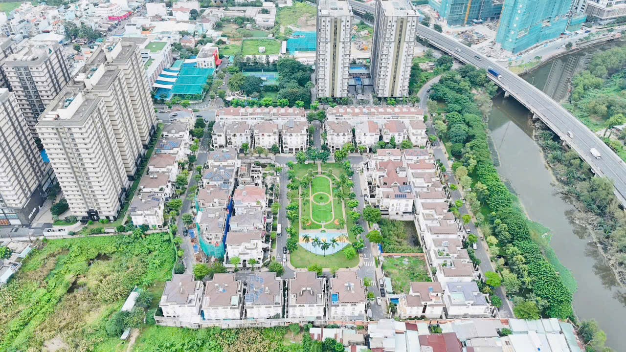 Cần bán Biệt thự Phường Tân Phú, Quận 7, Diện tích 220m², Giá 60 Tỷ 2