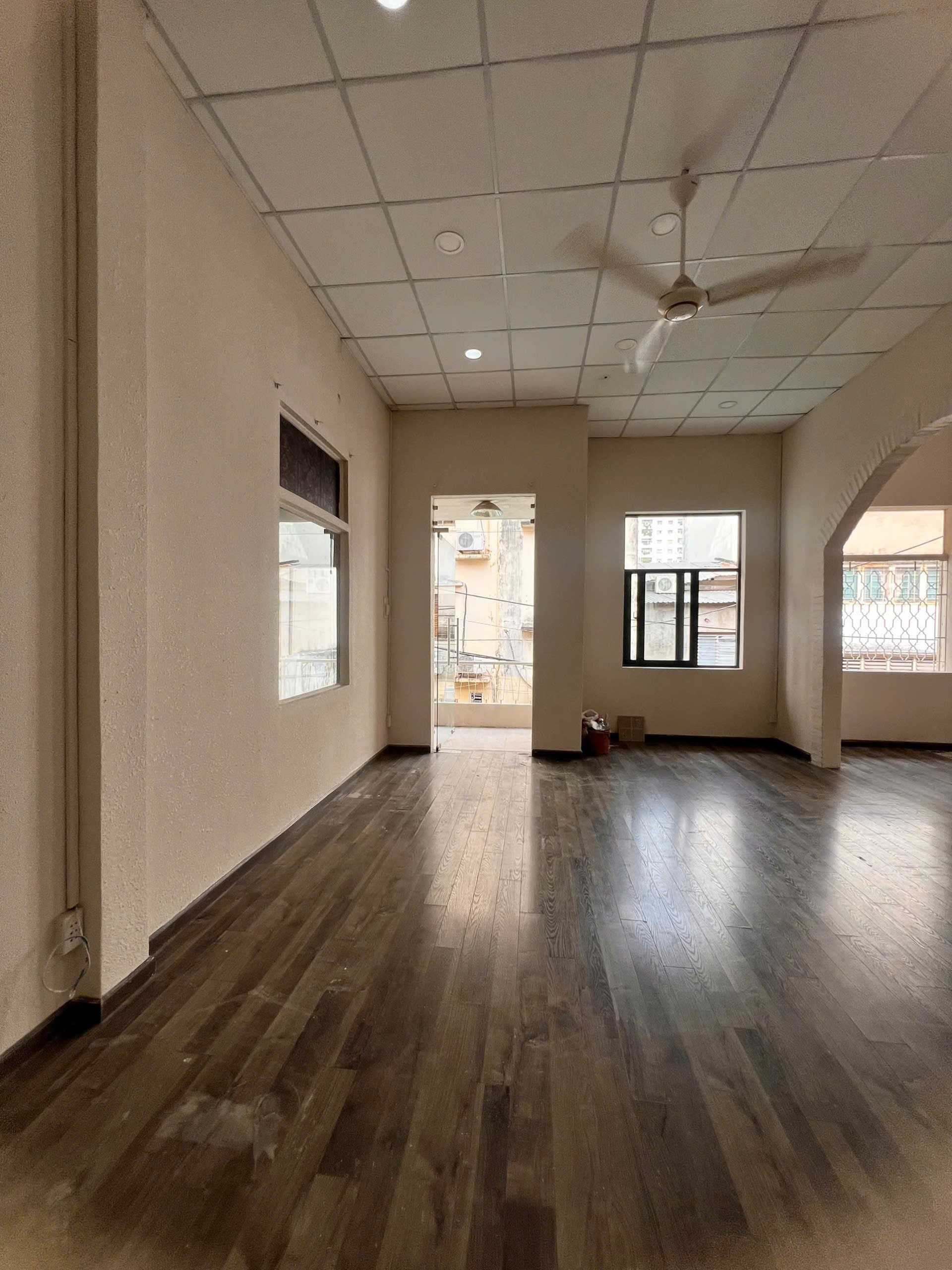 Cho thuê Biệt thự Quận 1, Hồ Chí Minh, Diện tích 350m², Giá 85 Triệu/tháng 5