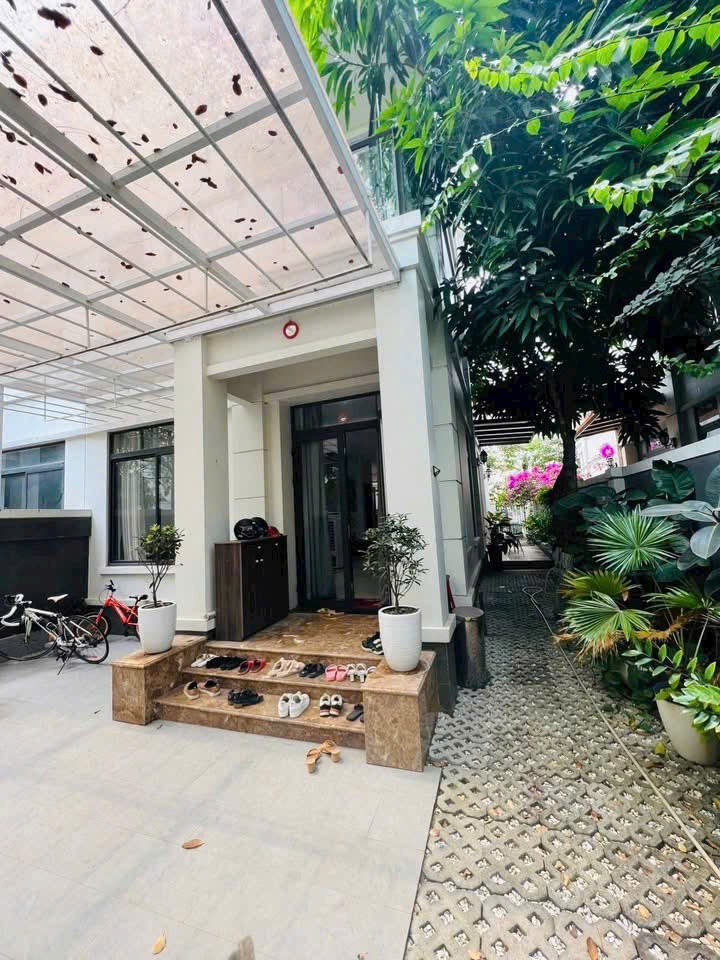 Cho thuê Biệt thự Quận 2, Hồ Chí Minh, Diện tích 176m², Giá 45 Triệu/tháng