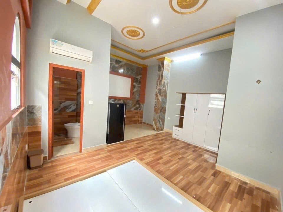 Cần bán Nhà mặt tiền Phường Phú Hữu, Quận 9, Diện tích 1000m², Giá 69.9 Tỷ 4