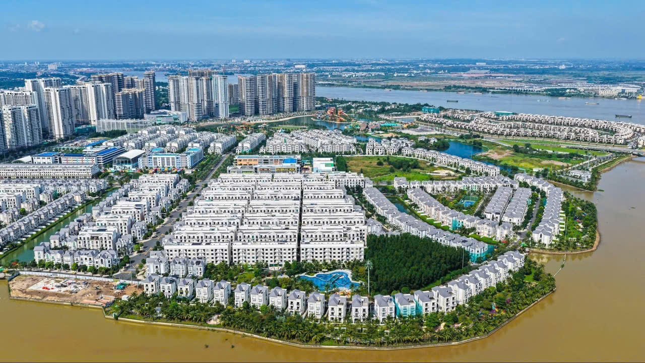 Cần bán Nhà mặt tiền Phường Long Bình, Quận 9, Diện tích 154m², Giá 29 Tỷ 4