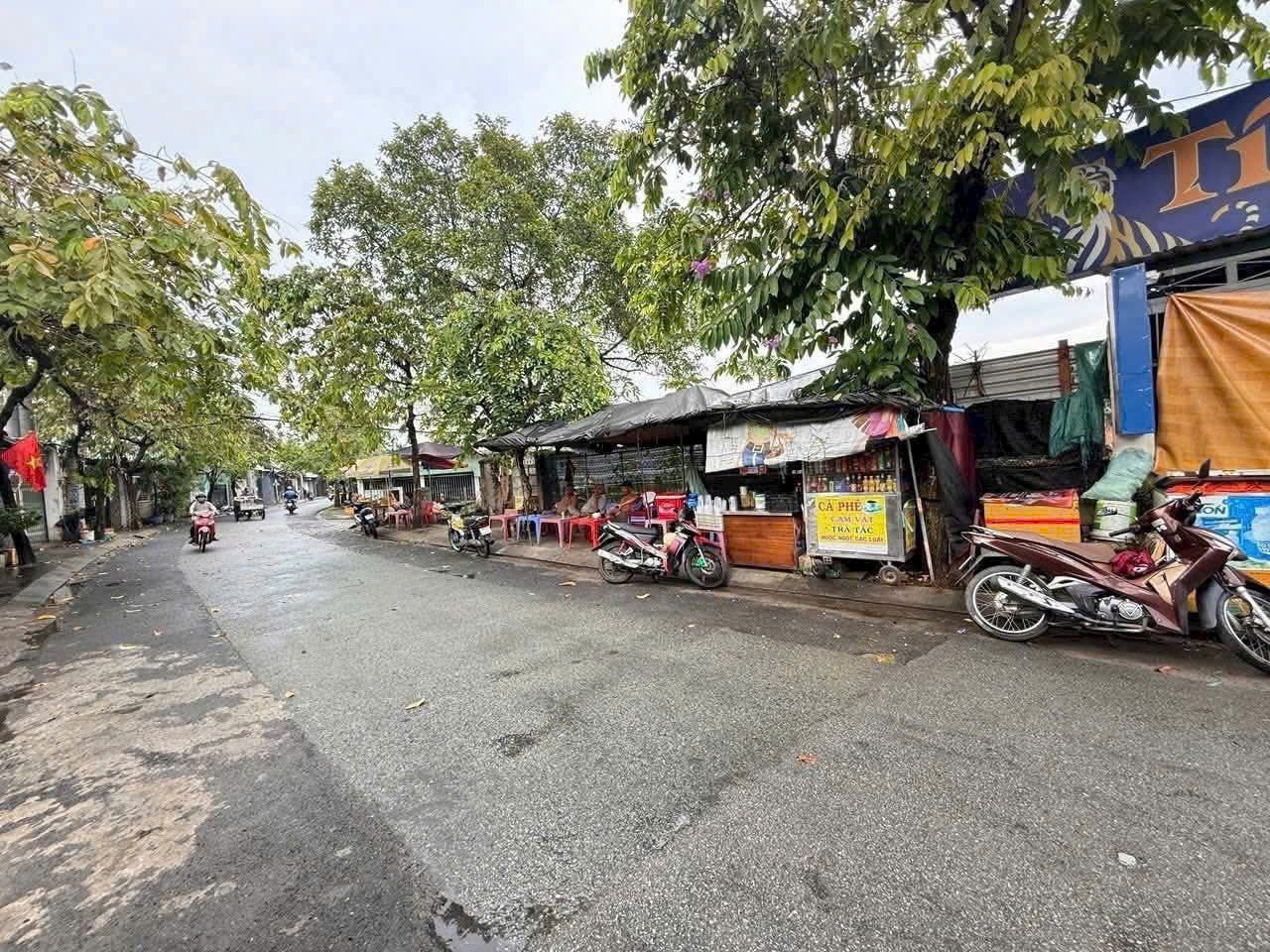 LÔ GÓC 2 MẶT TIỀN TTT16 – HÓC MÔNVỊ TRÍ ĐẸP – GẦN SÂN VẬN ĐỘNG THỚI TỨ – XÂY BIỆT THỰ / KHO 3