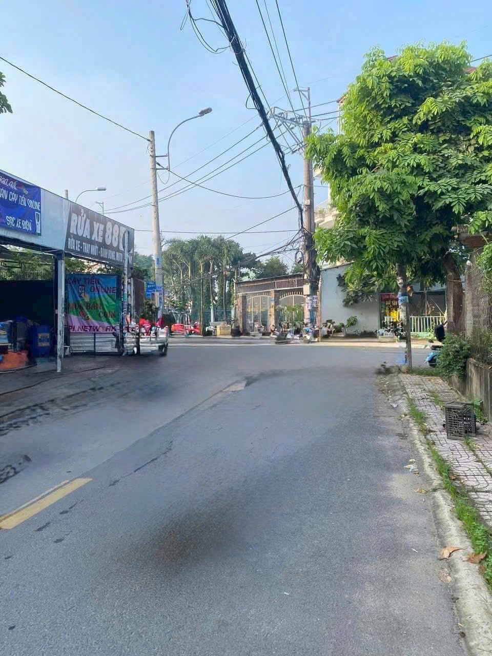 NHÀ SHR MẶT TIỀN HUỲNH THỊ NA, ĐÔNG THẠNH, HÓC MÔNĐƯỜNG NHỰA THÔNG 2