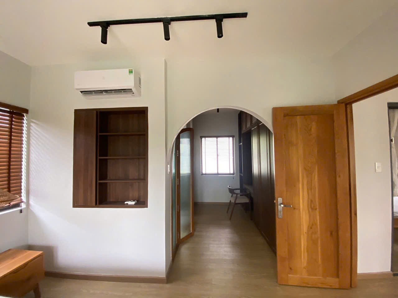 Cho thuê Biệt thự Phường Phú Hữu, Quận 9, Diện tích 195m², Giá 38 Triệu/tháng 4