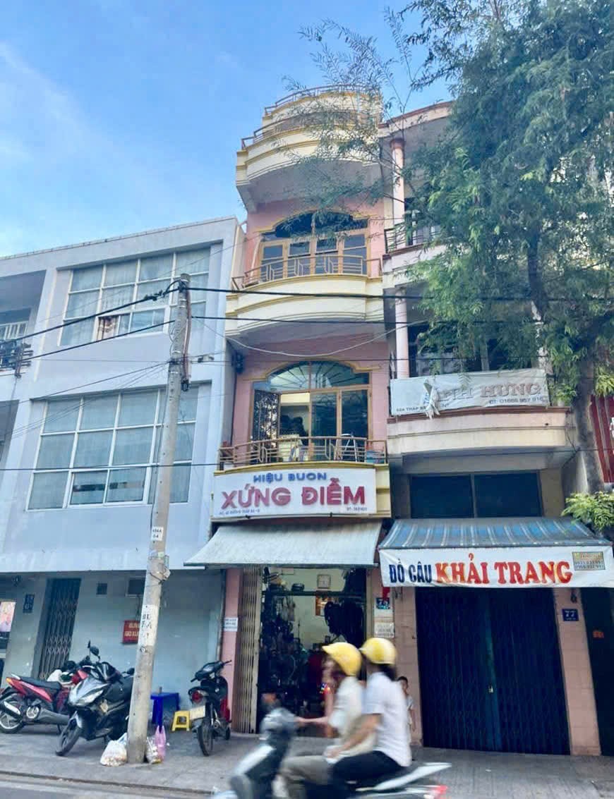 BÁN NHÀ 4 TẦNG 1 TUM VỪA Ở VỪA KINH DOANH MẶT TIỀN ĐƯỜNG THÁP BÀ, NHA TRANG. 2